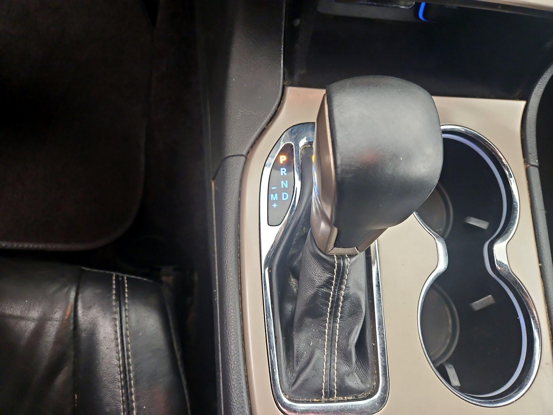 Thumbnail: 2016 Jeep Grand Cherokee - 18