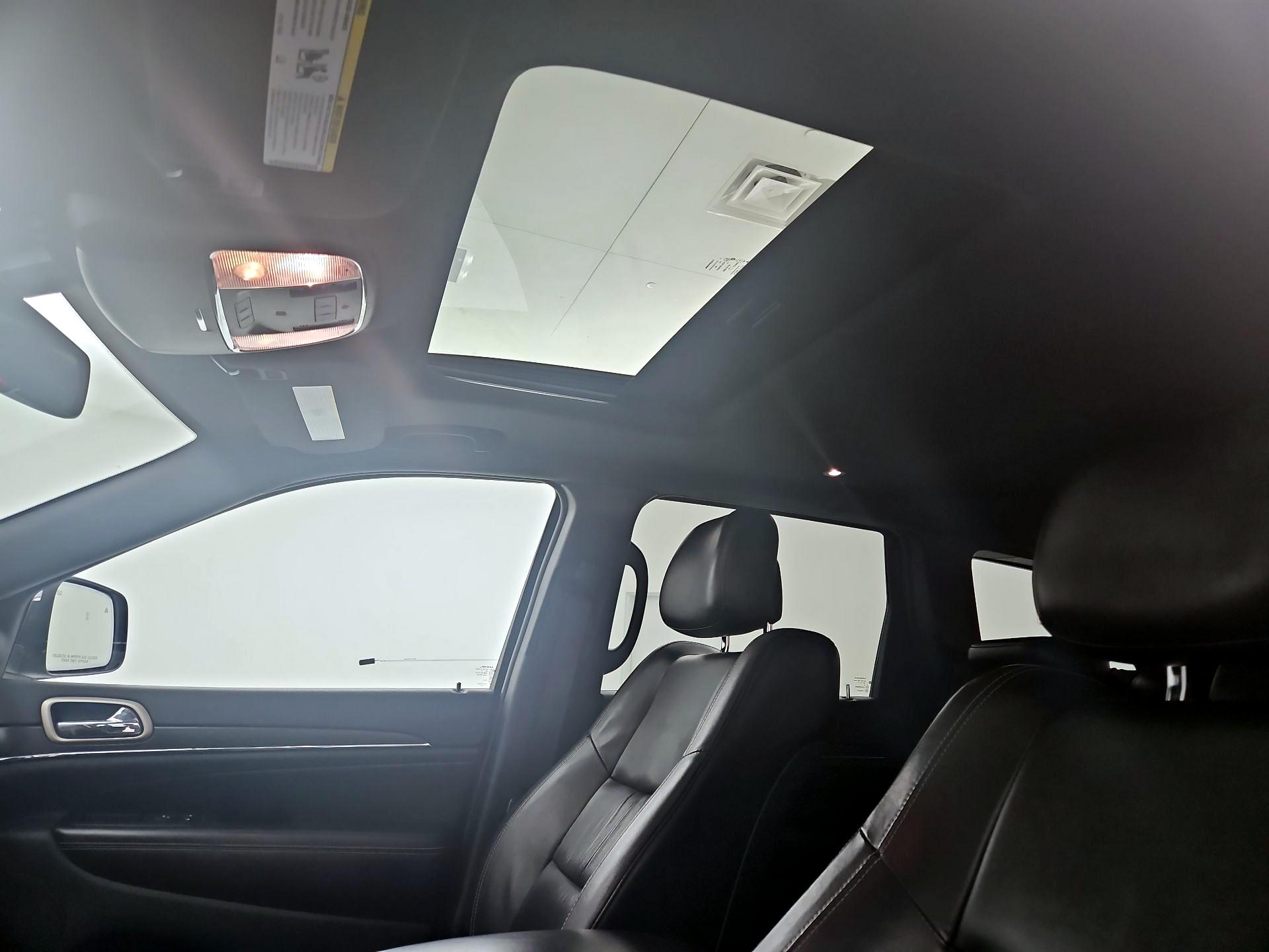 Thumbnail: 2016 Jeep Grand Cherokee - 20