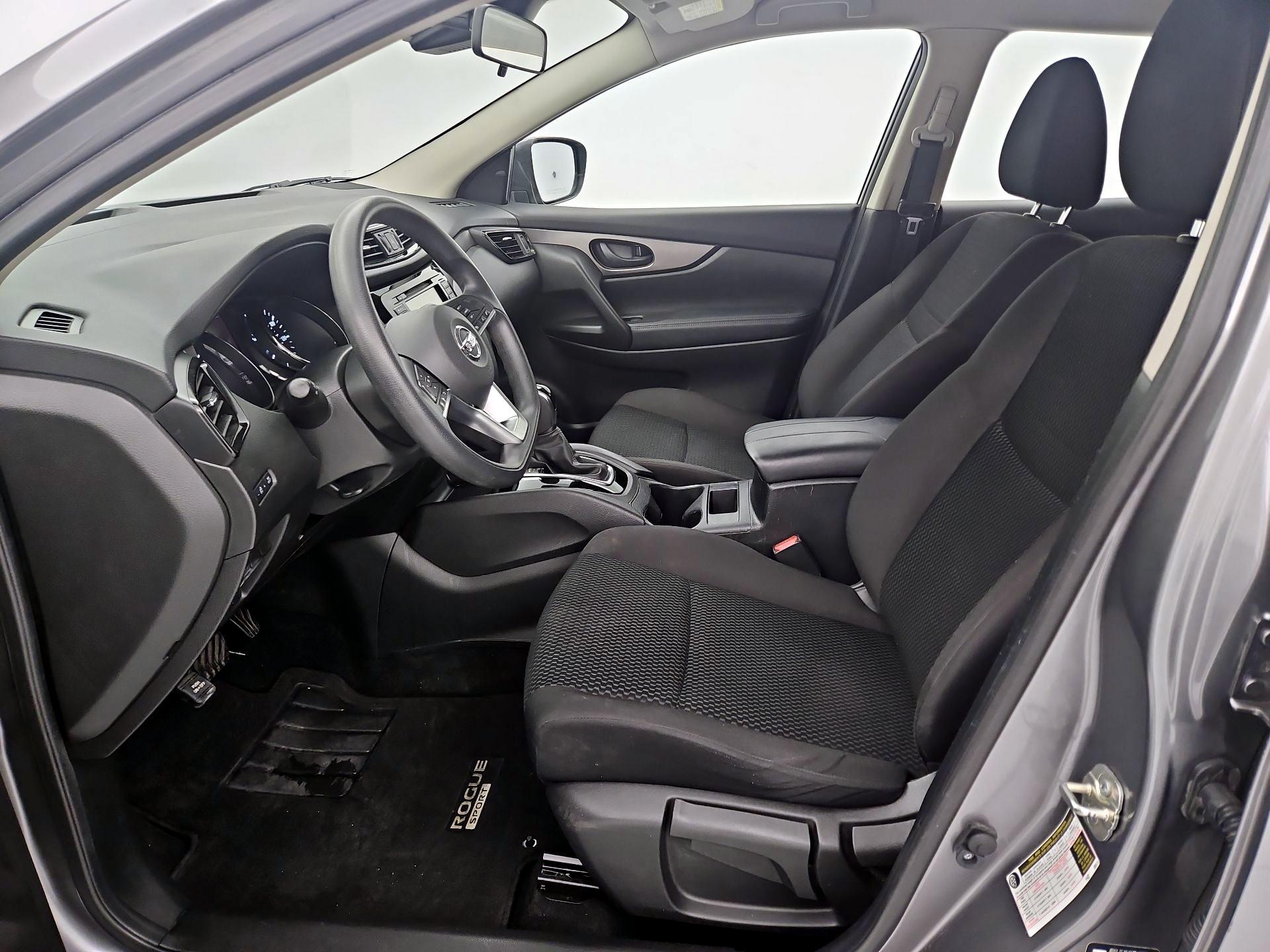 Thumbnail: 2020 Nissan Rogue Sport - 11