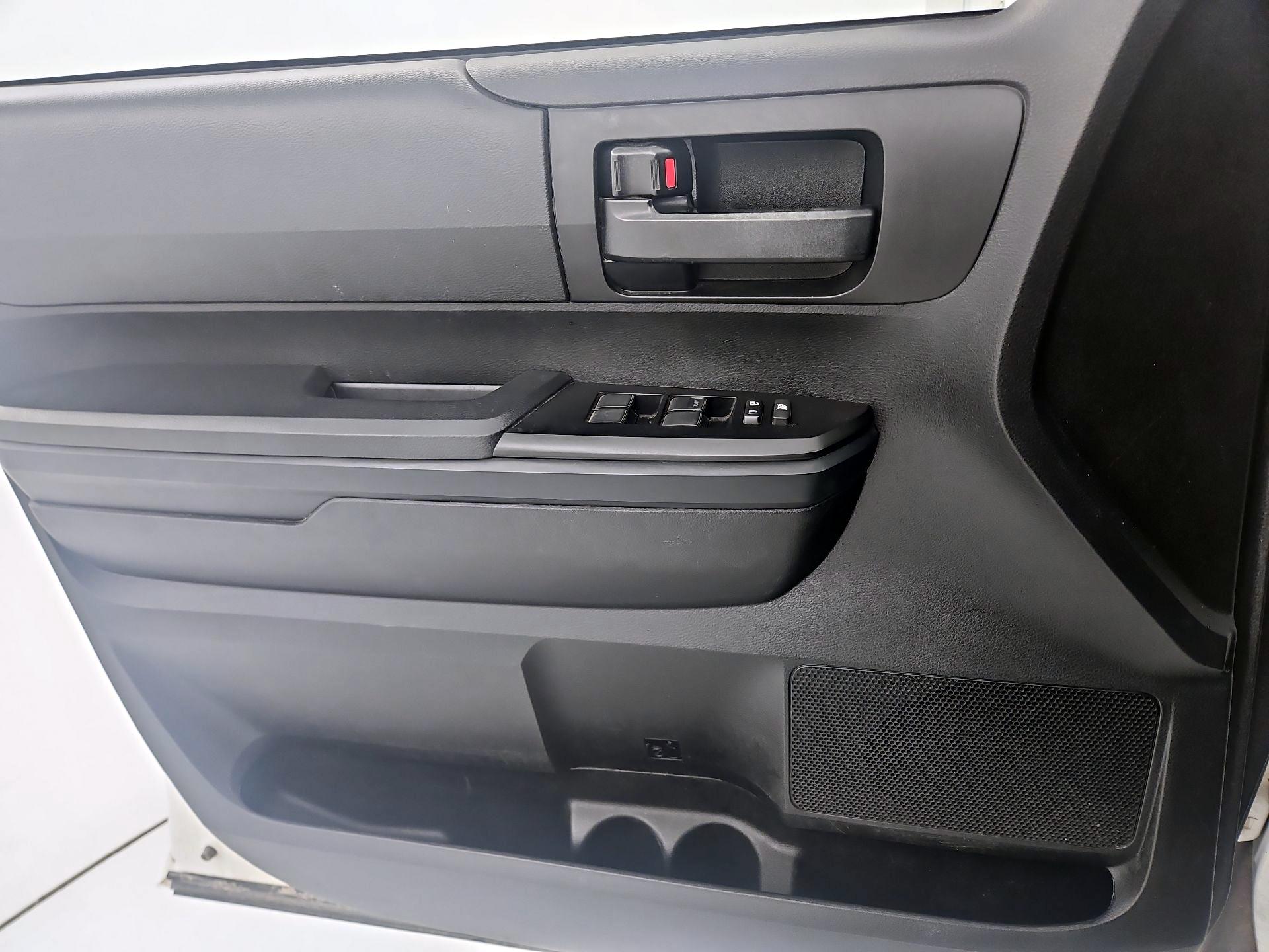 Thumbnail: 2021 Toyota Tundra - 12