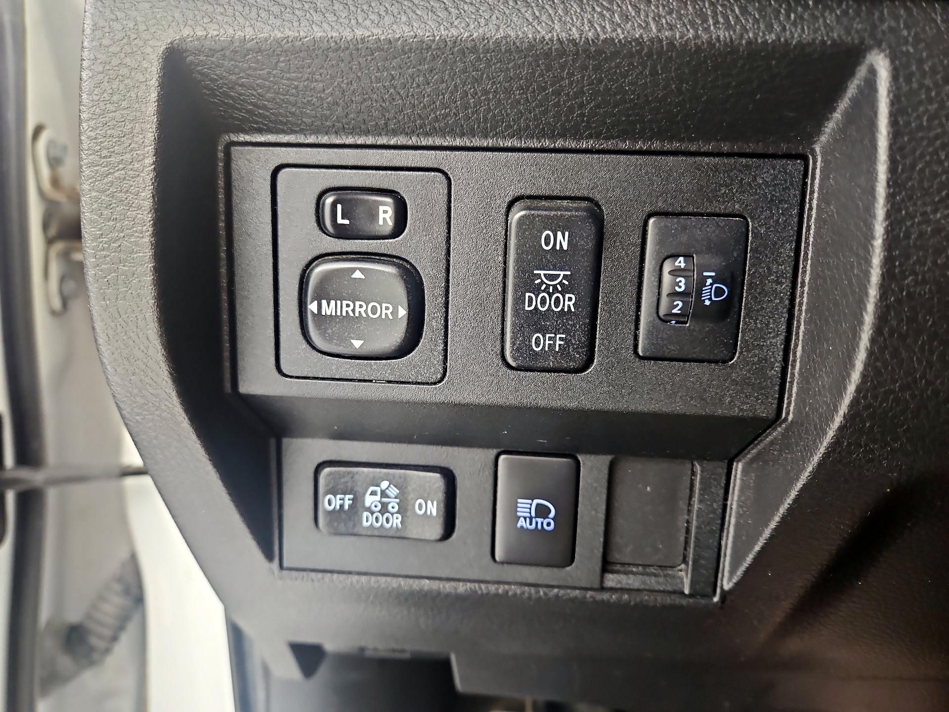 Thumbnail: 2021 Toyota Tundra - 13