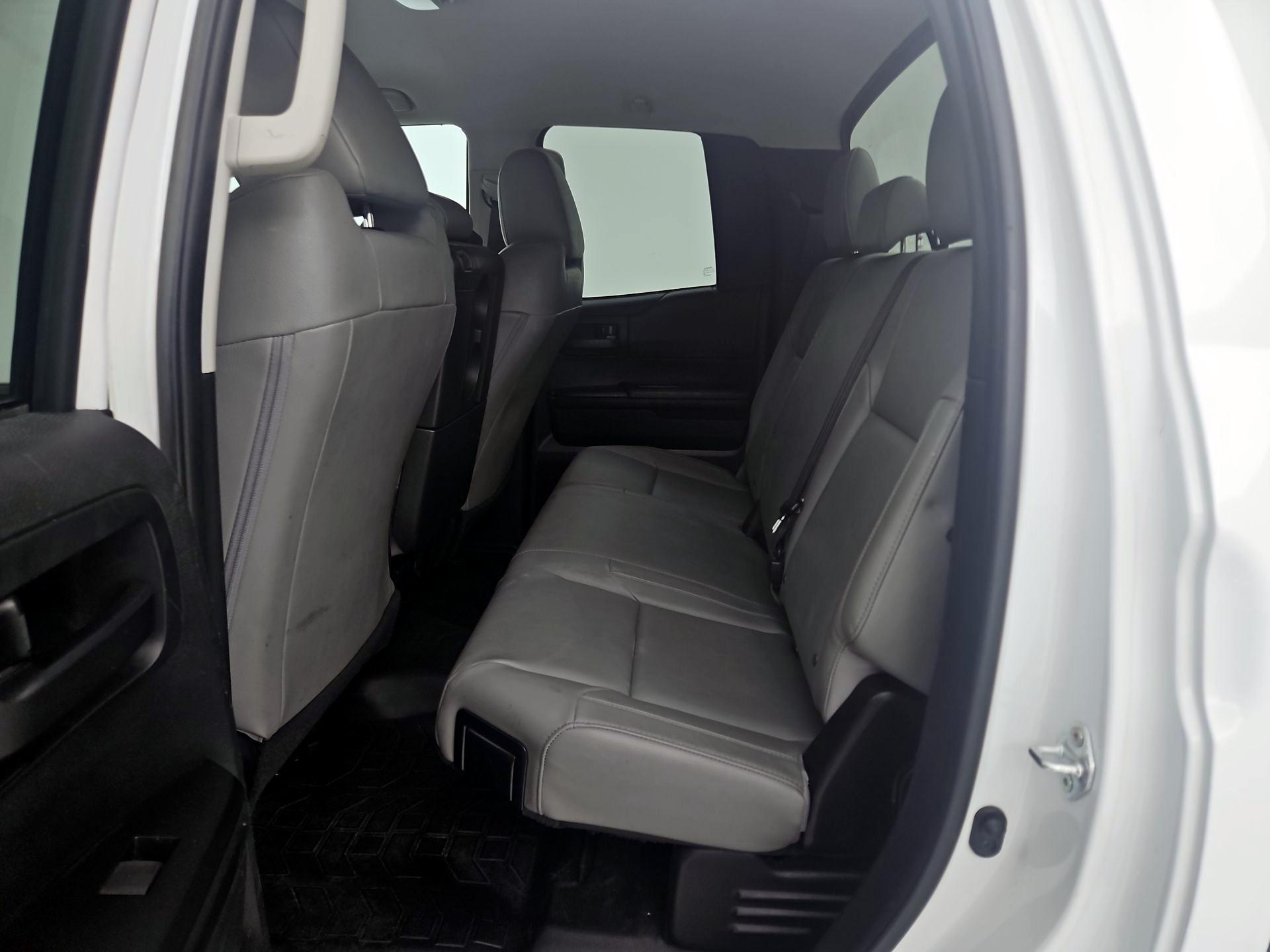 Thumbnail: 2021 Toyota Tundra - 19