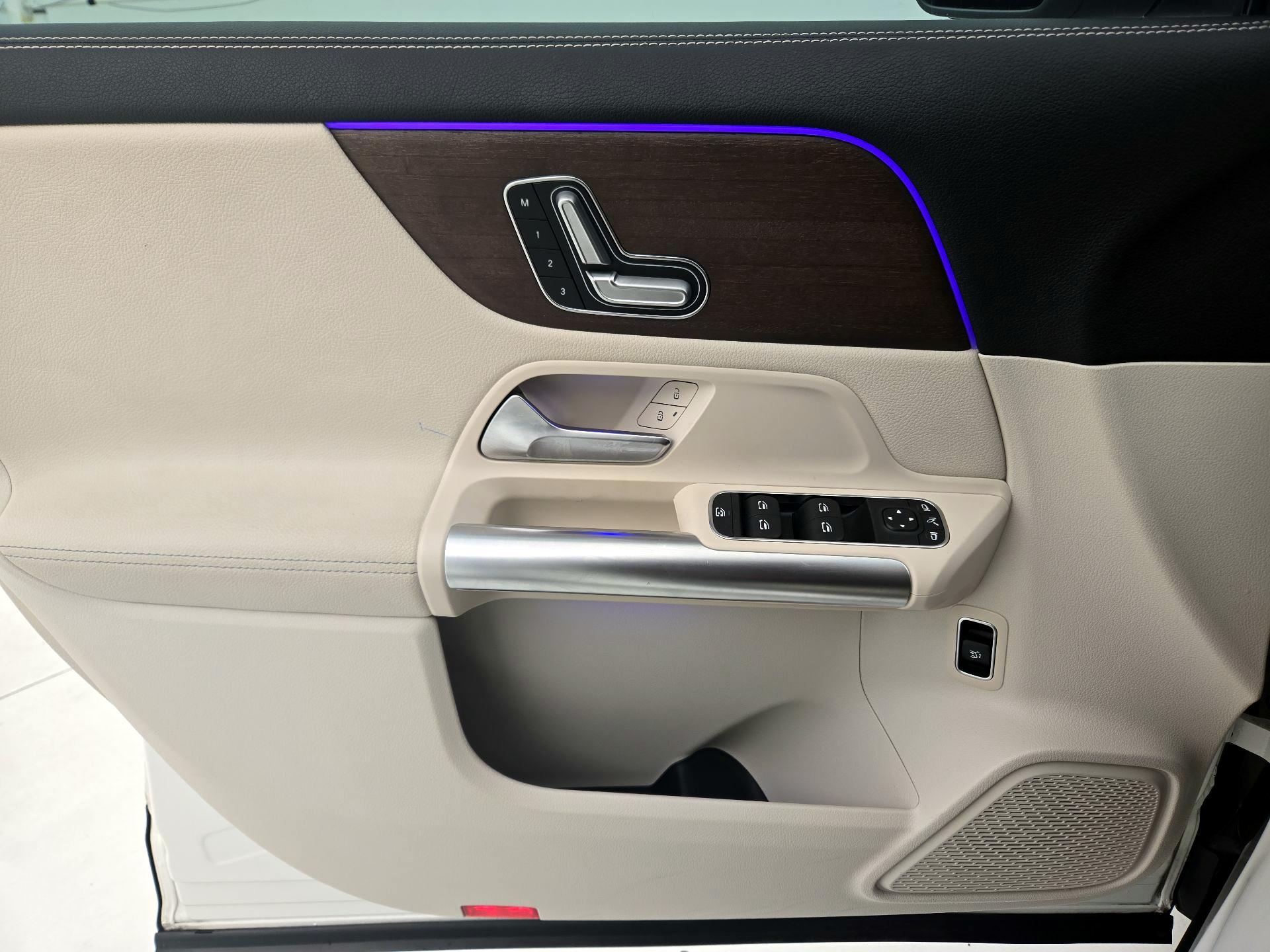 Thumbnail: 2023 Mercedes-Benz GLA - 12