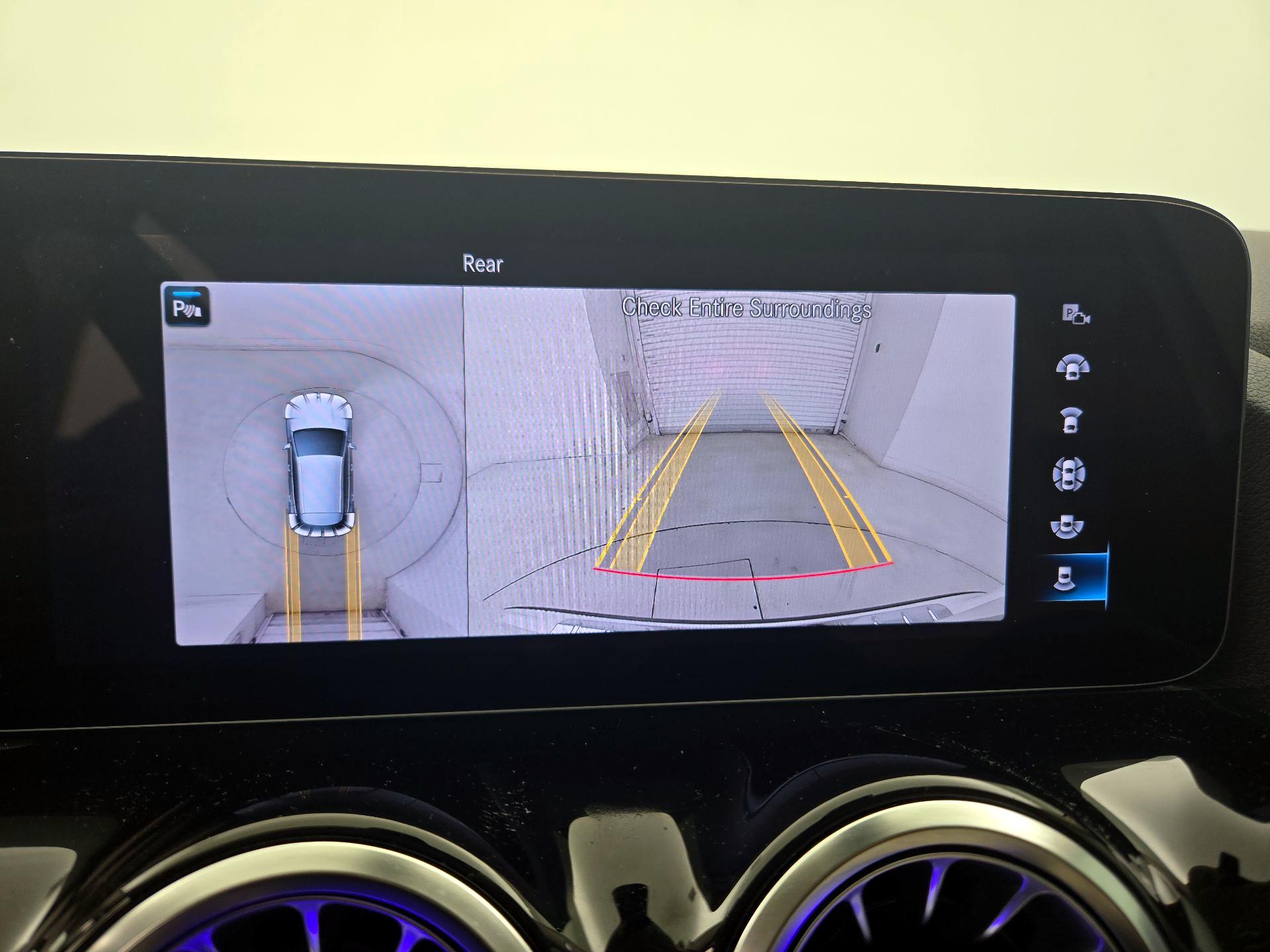 Thumbnail: 2023 Mercedes-Benz GLA - 14