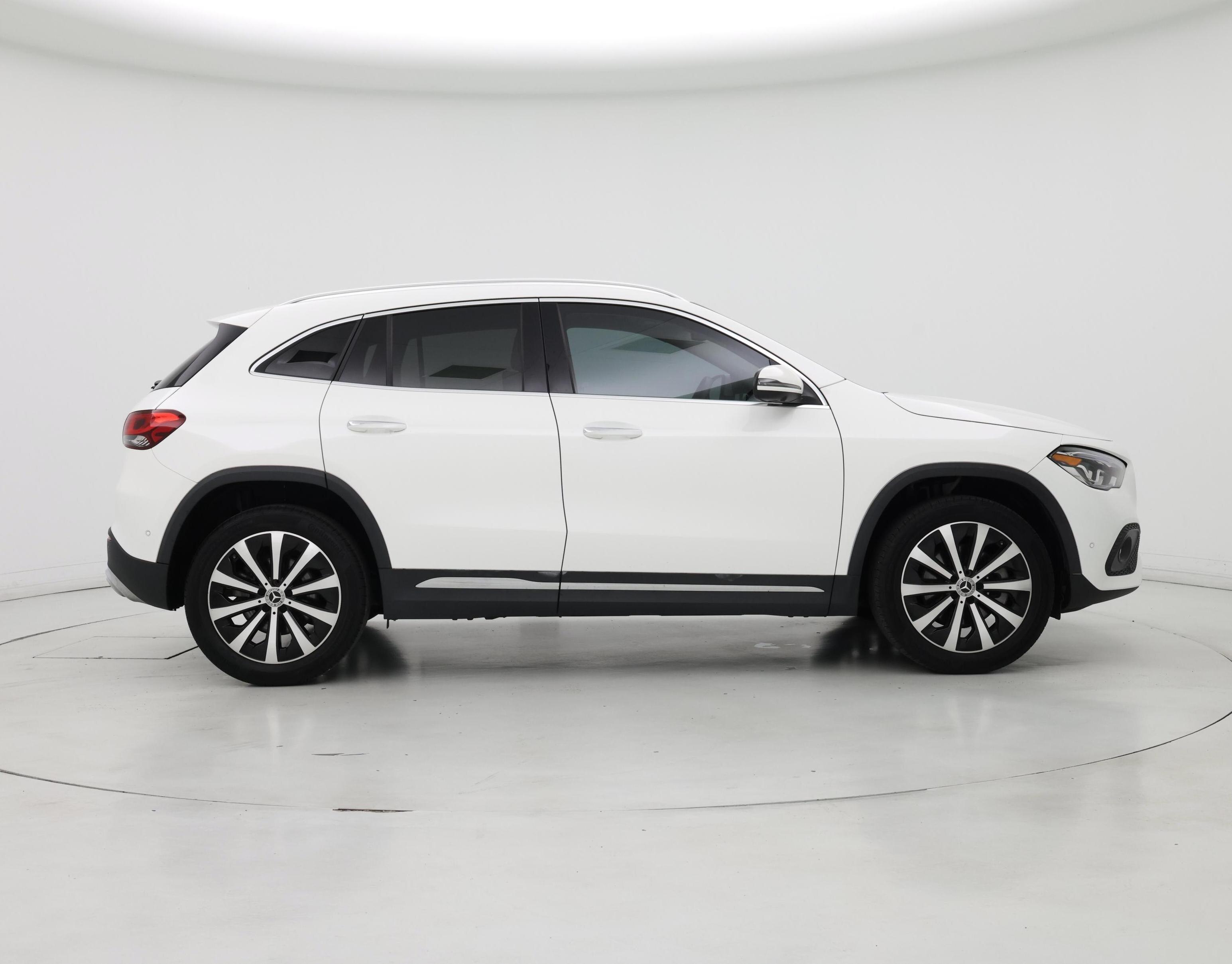 Thumbnail: 2023 Mercedes-Benz GLA - 7