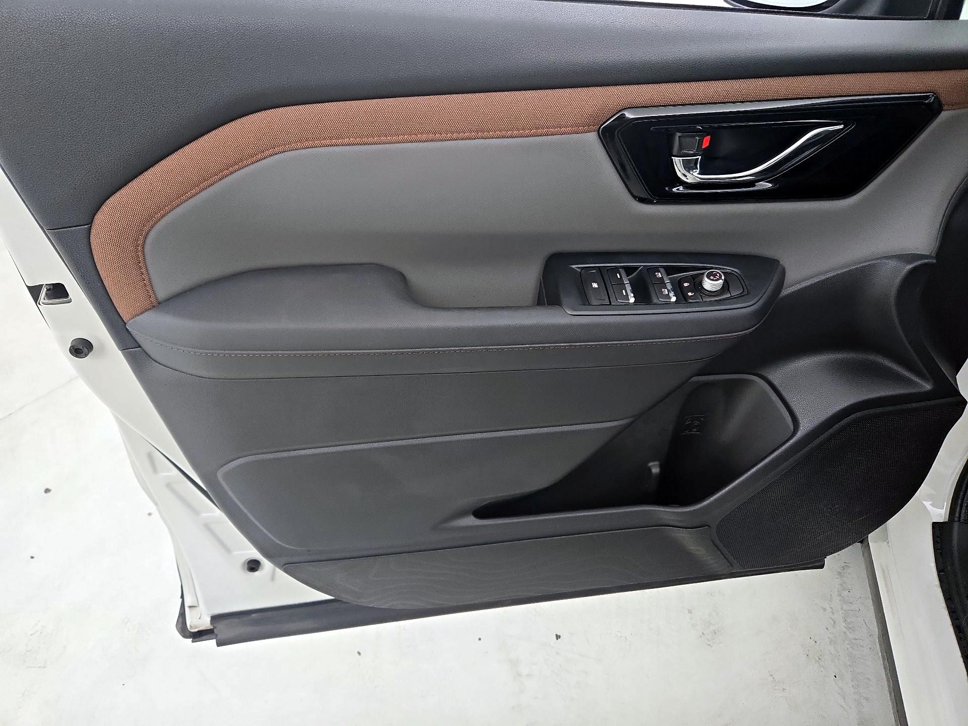 Thumbnail: 2025 Subaru Forester - 12