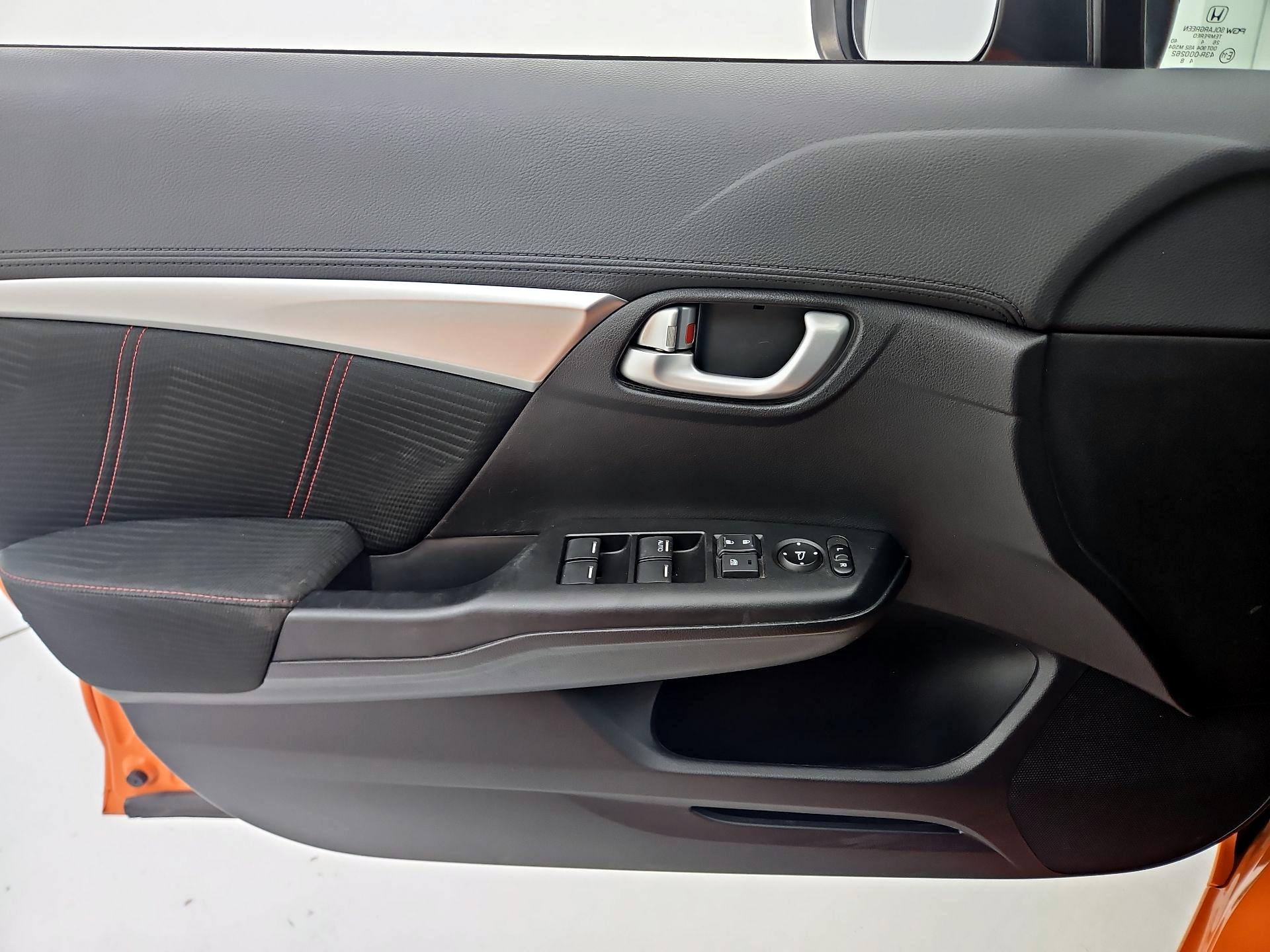 Thumbnail: 2015 Honda Civic - 12