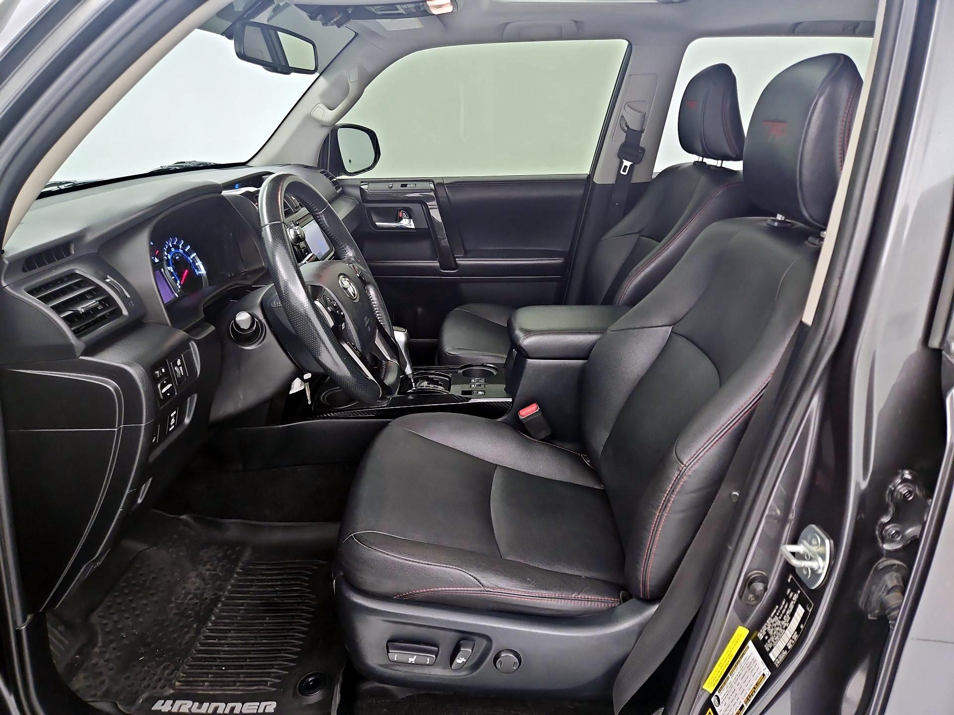 Thumbnail: 2018 Toyota 4Runner - 11