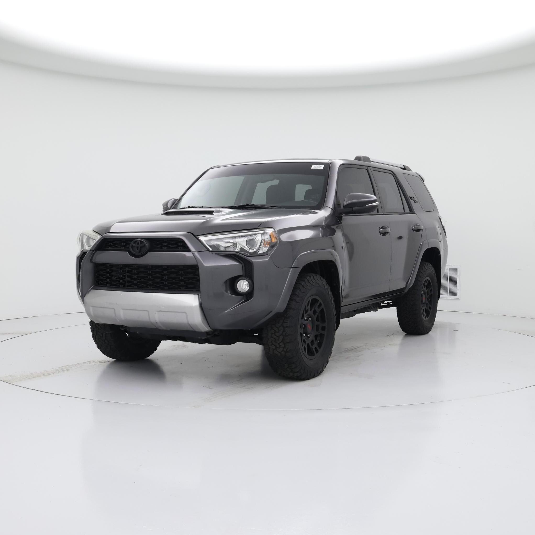 Thumbnail: 2018 Toyota 4Runner - 4