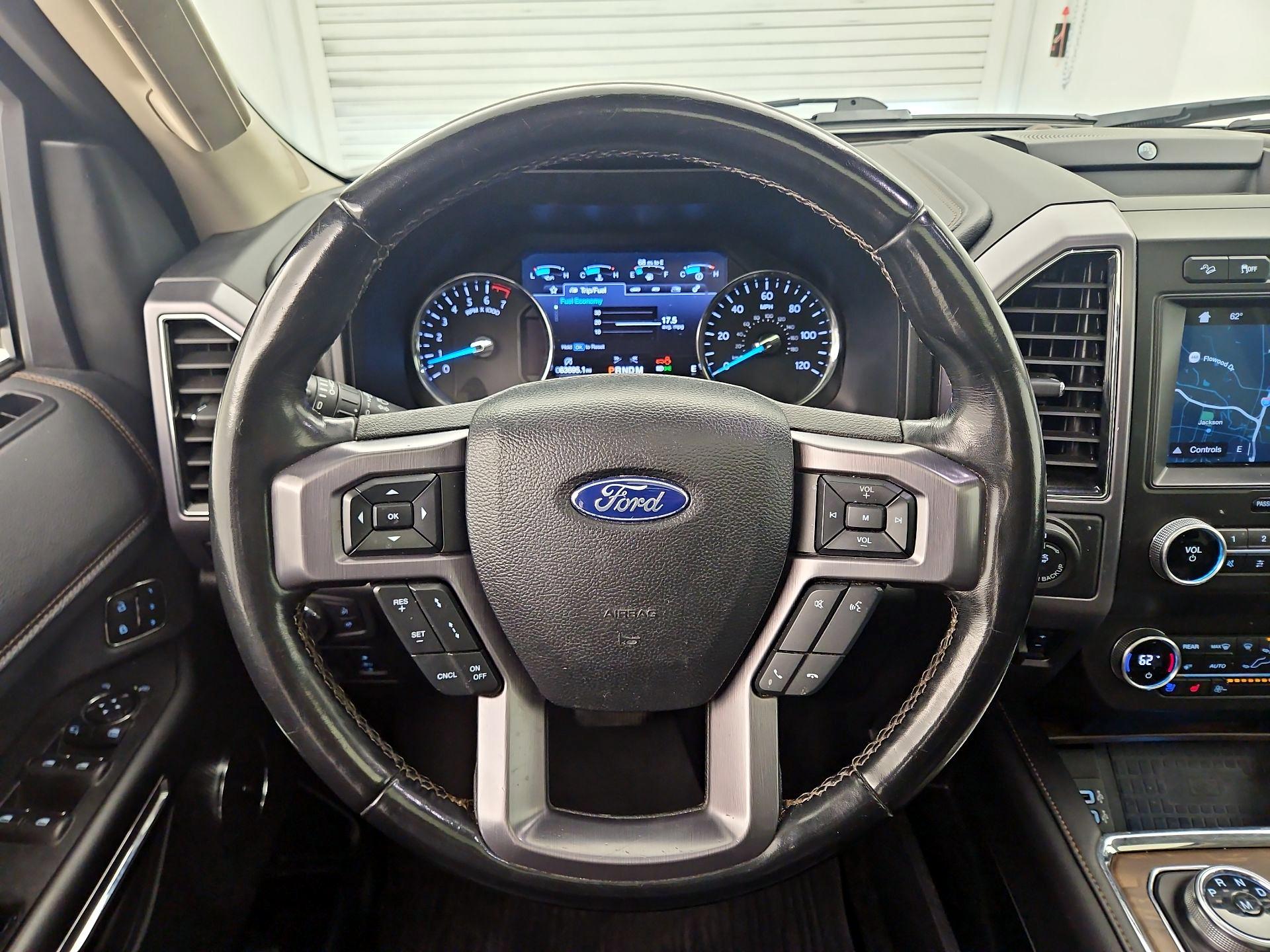 Thumbnail: 2019 Ford Expedition - 10