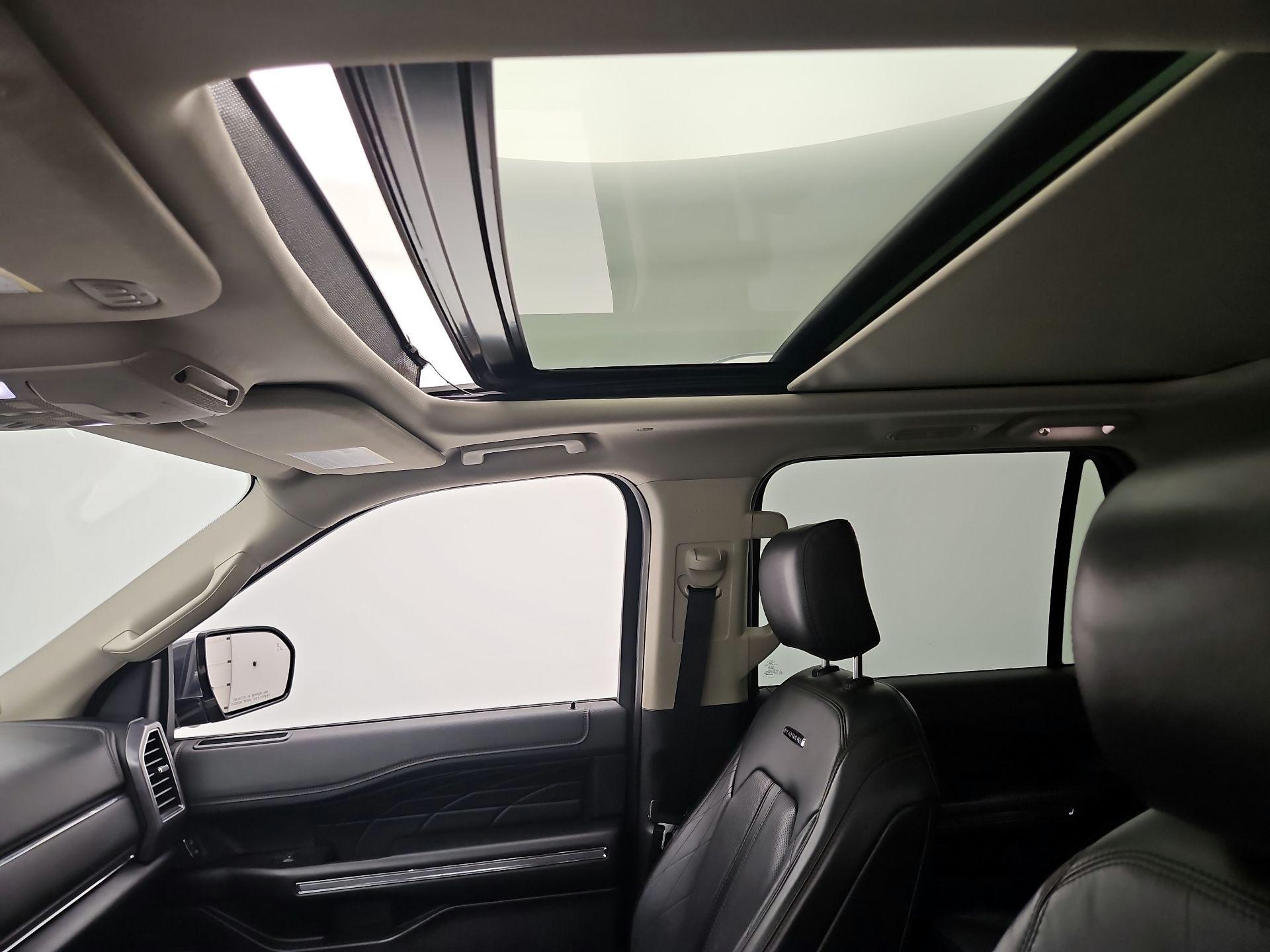 Thumbnail: 2019 Ford Expedition - 20