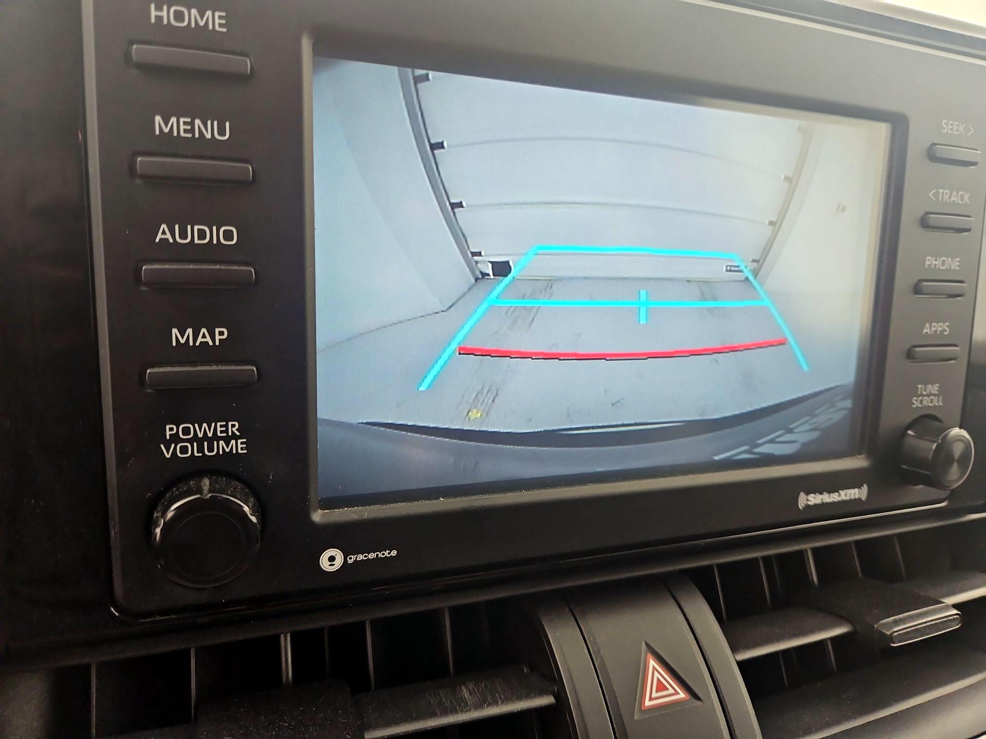 Thumbnail: 2021 Toyota RAV4 - 14