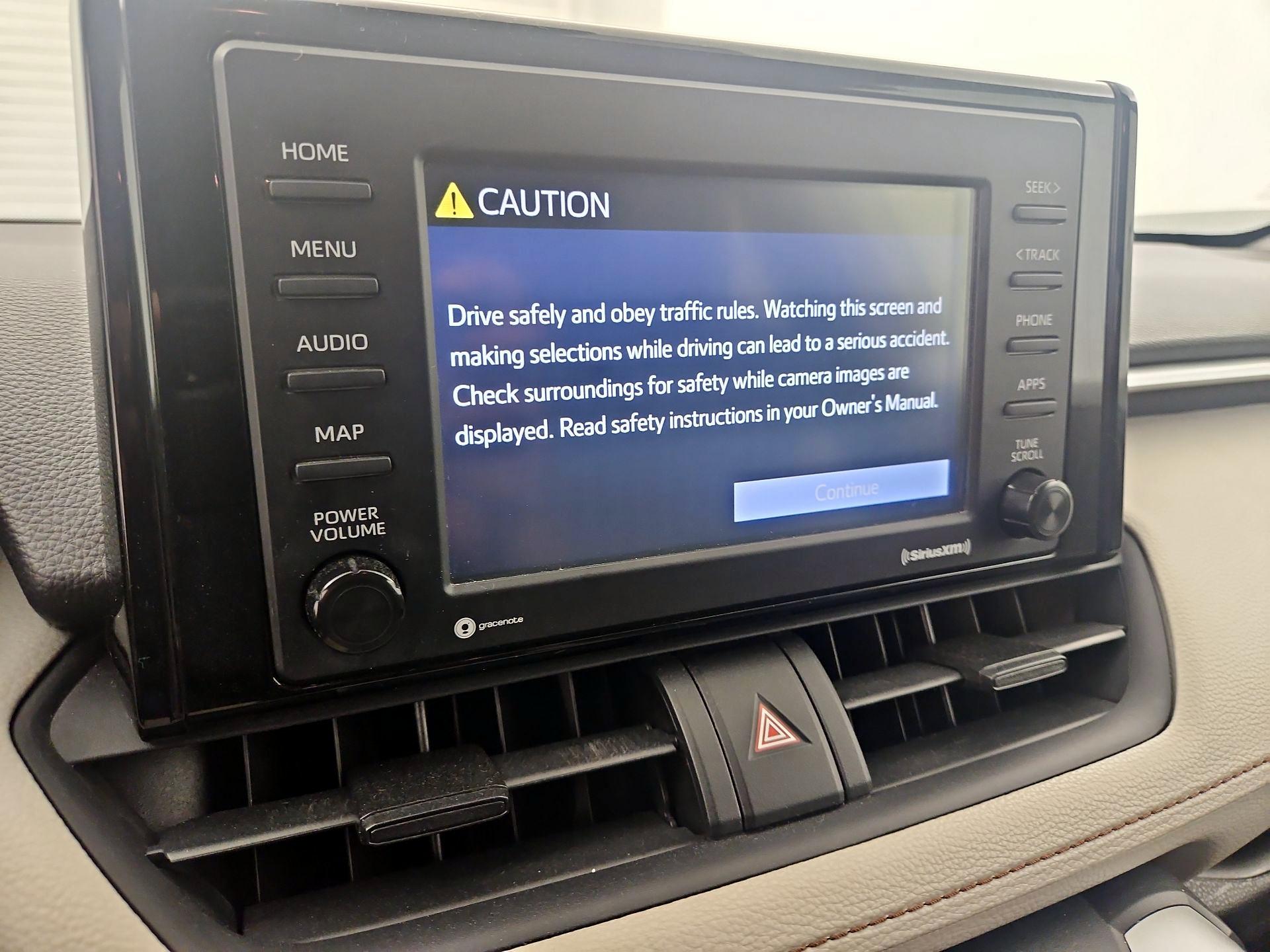 Thumbnail: 2021 Toyota RAV4 - 15