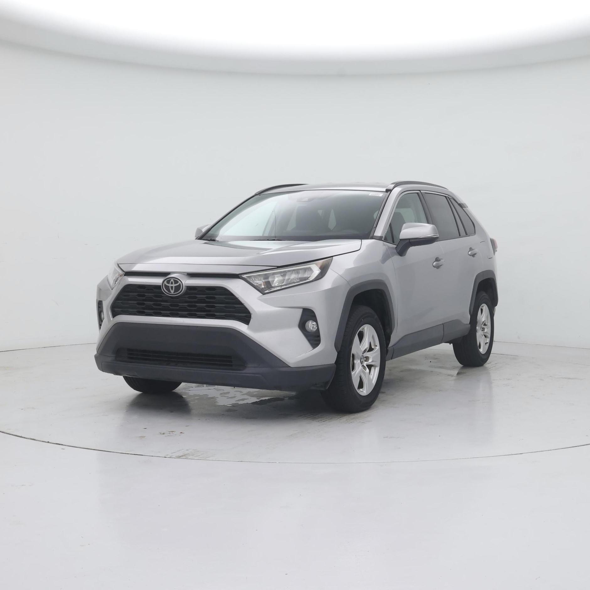 Thumbnail: 2021 Toyota RAV4 - 4
