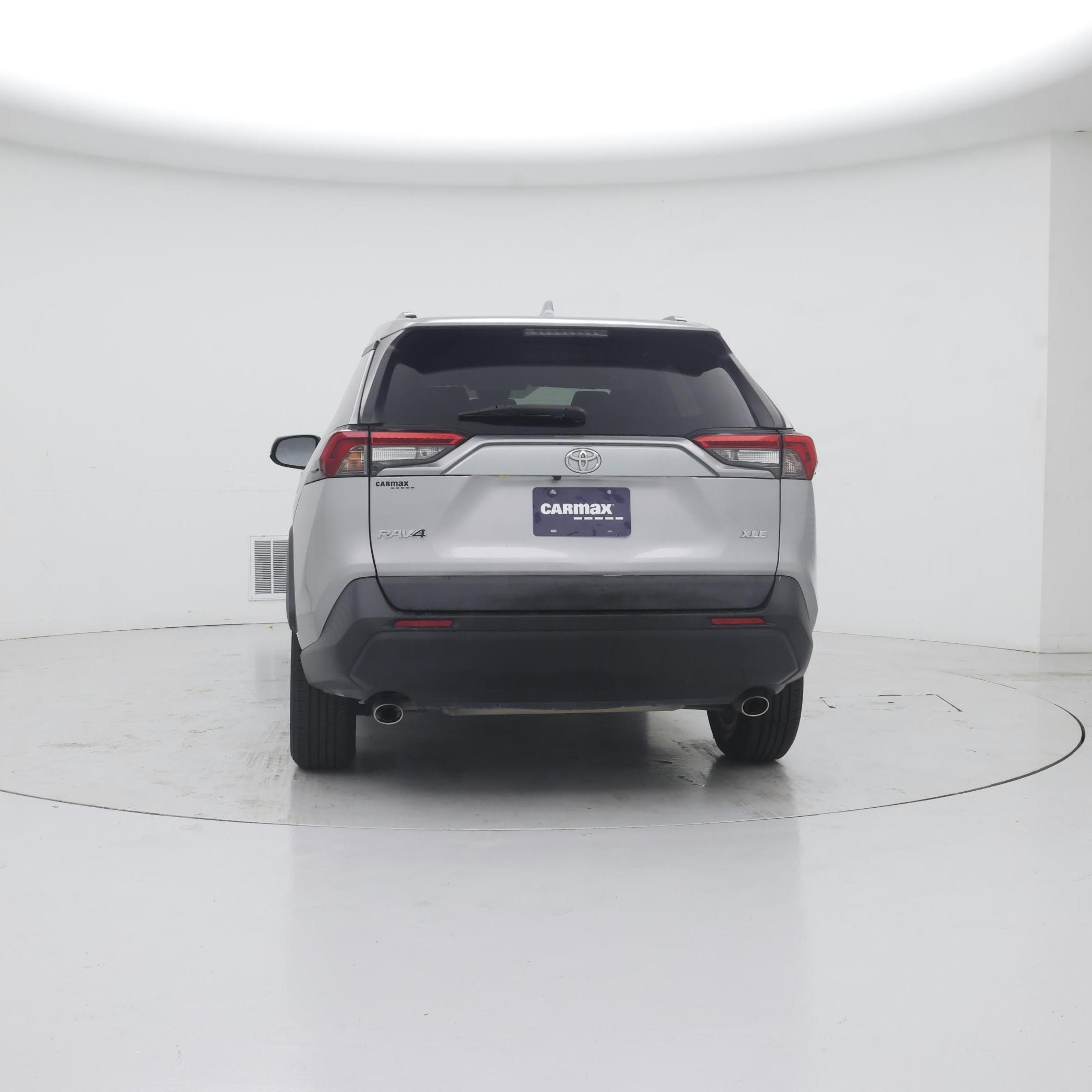 Thumbnail: 2021 Toyota RAV4 - 6