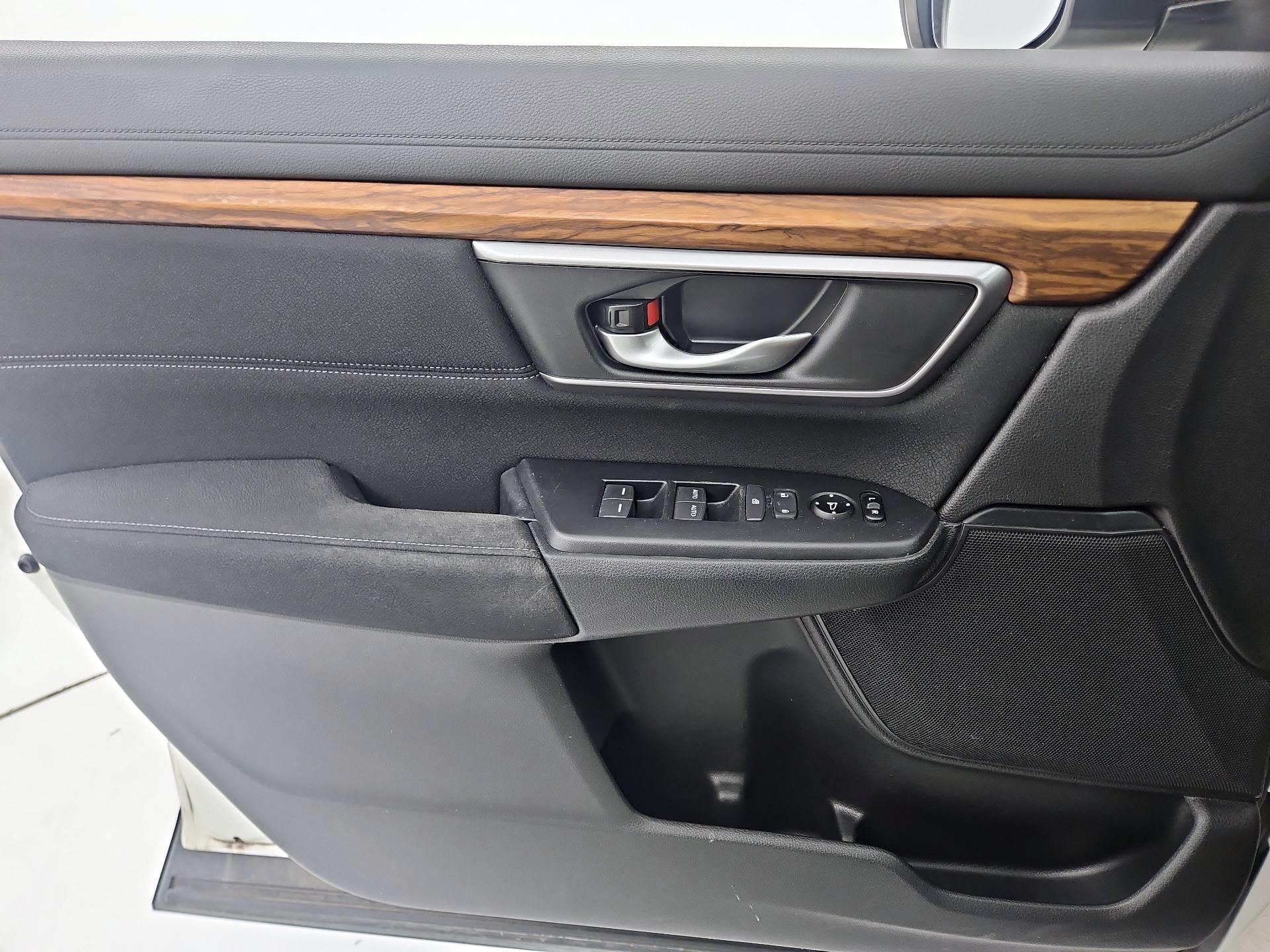 Thumbnail: 2017 Honda CR-V - 12