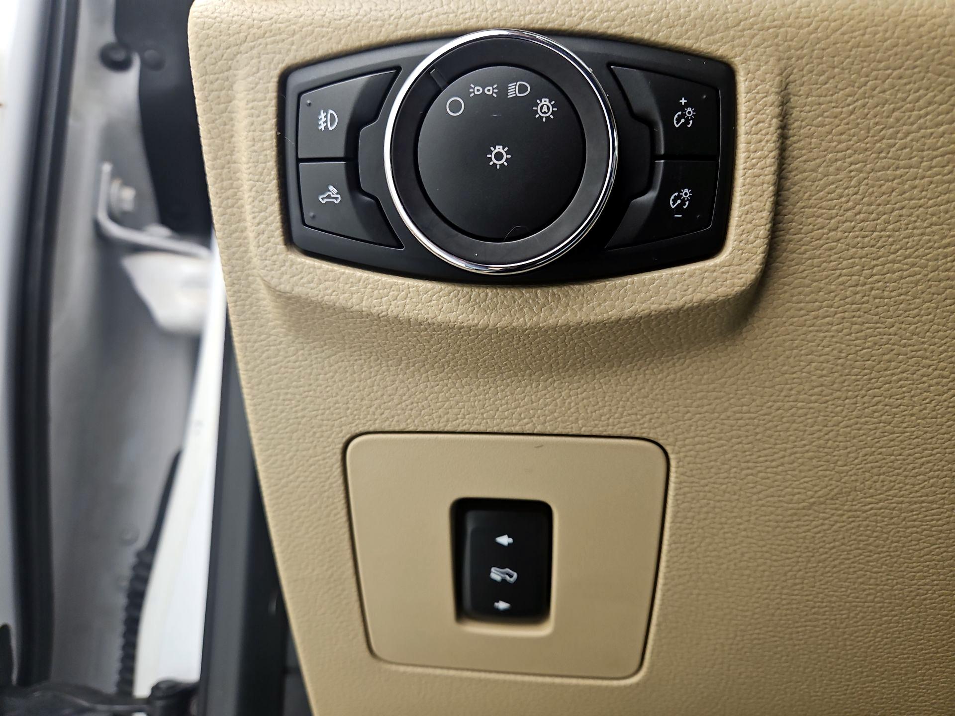 Thumbnail: 2017 Ford F-150 - 13