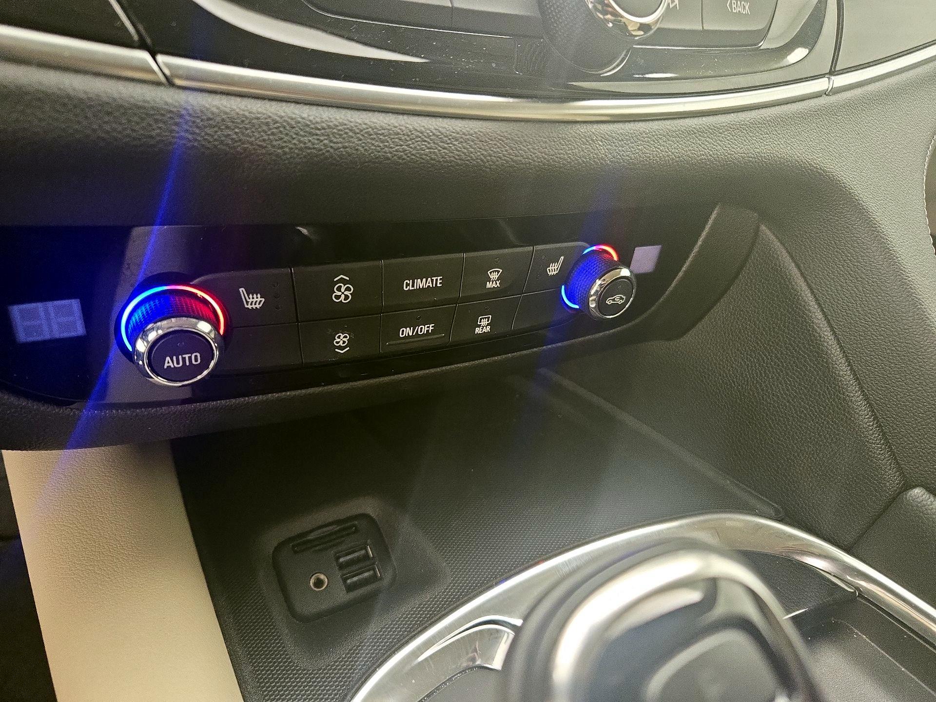 Thumbnail: 2021 Buick Enclave - 17