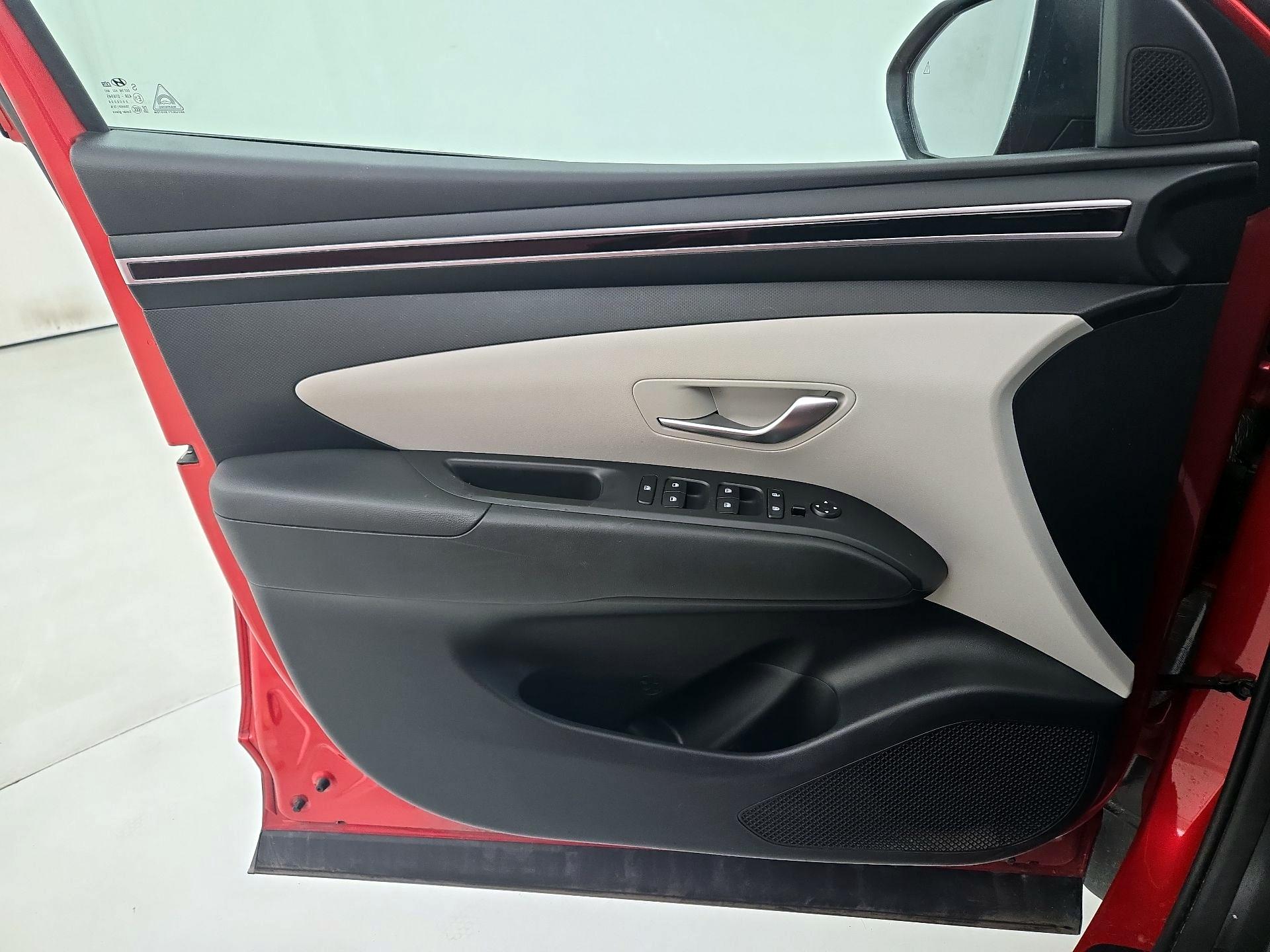 Thumbnail: 2022 Hyundai Tucson - 12