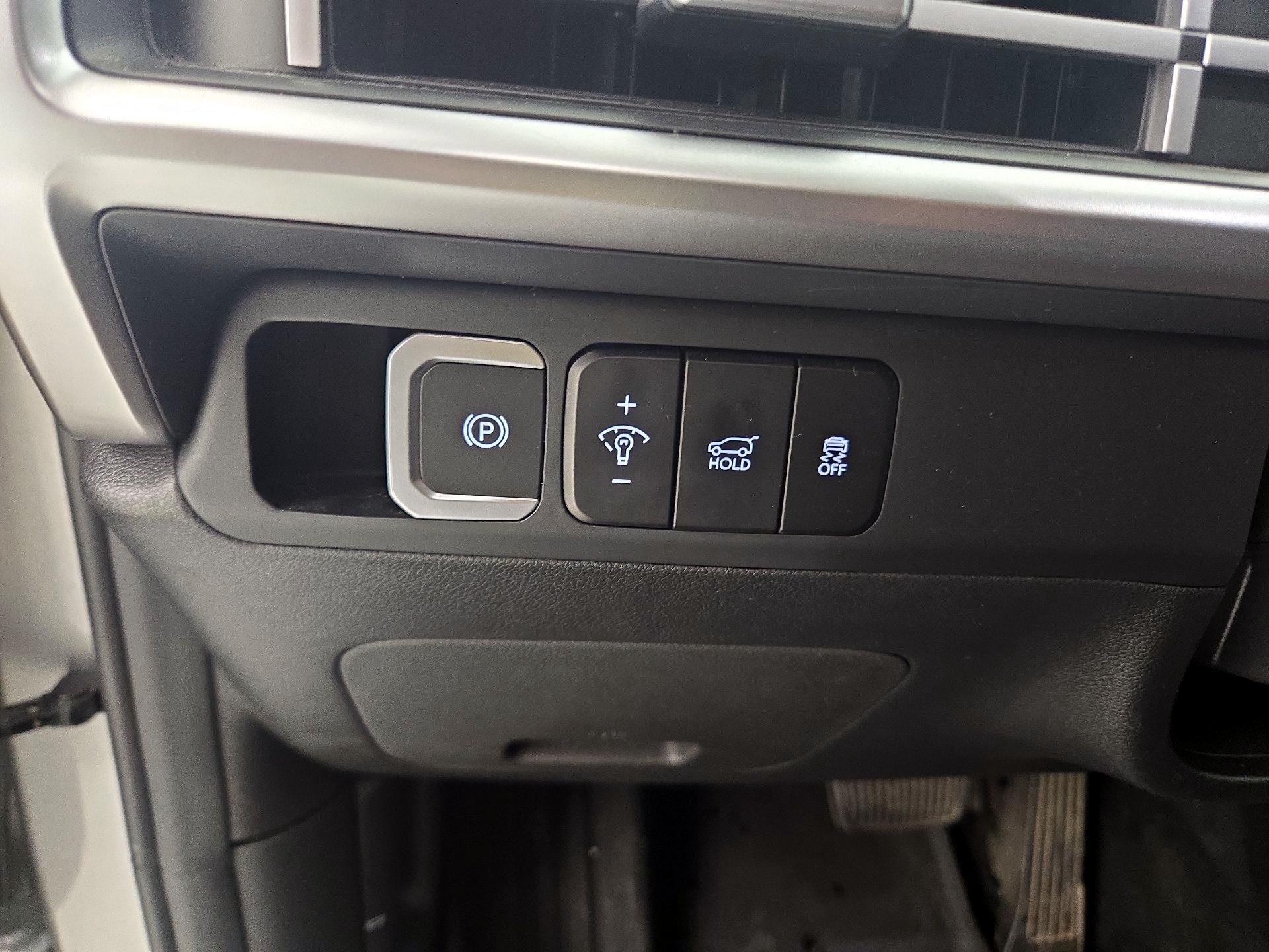 Thumbnail: 2024 Hyundai Santa Fe - 13