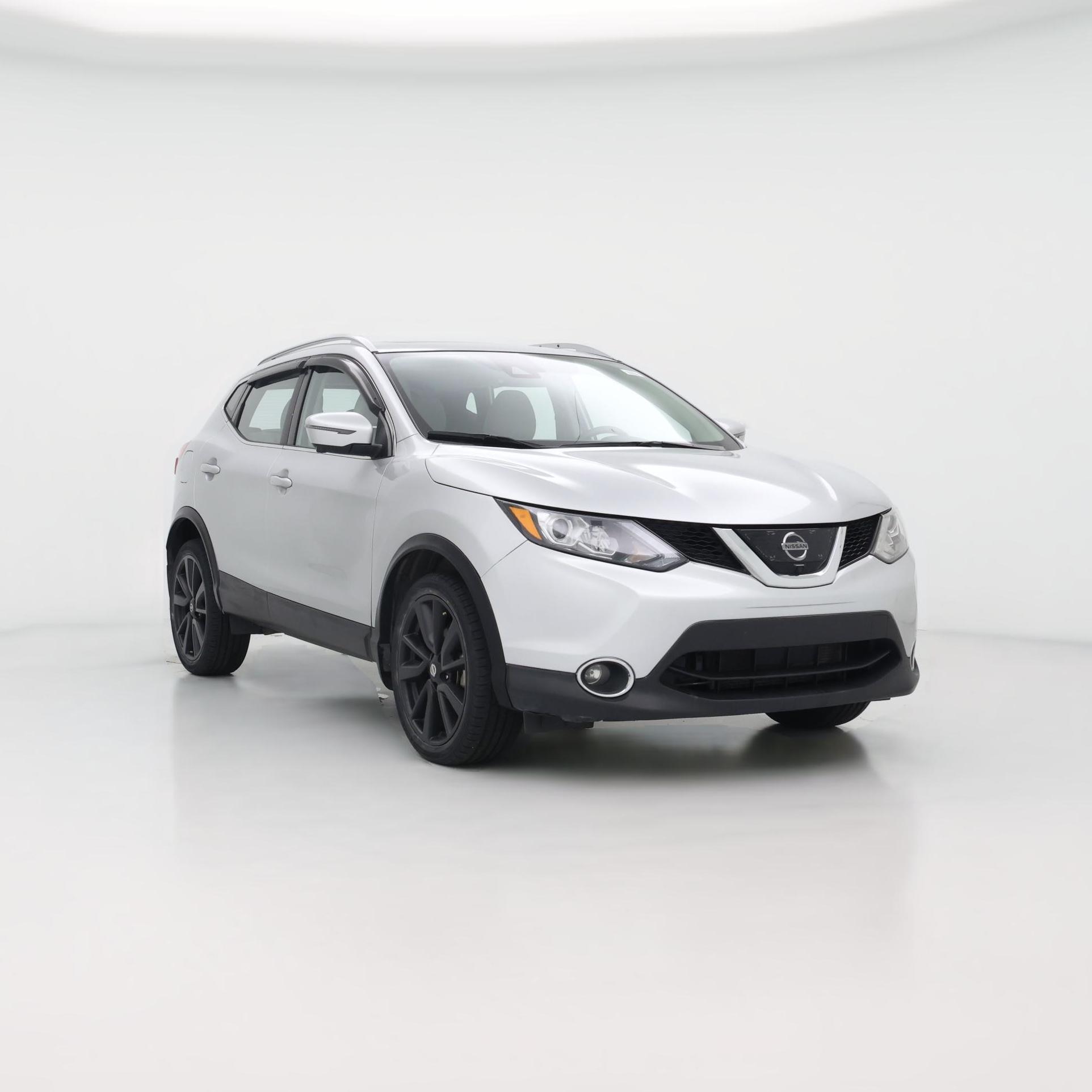 Thumbnail: 2017 Nissan Rogue Sport - 1