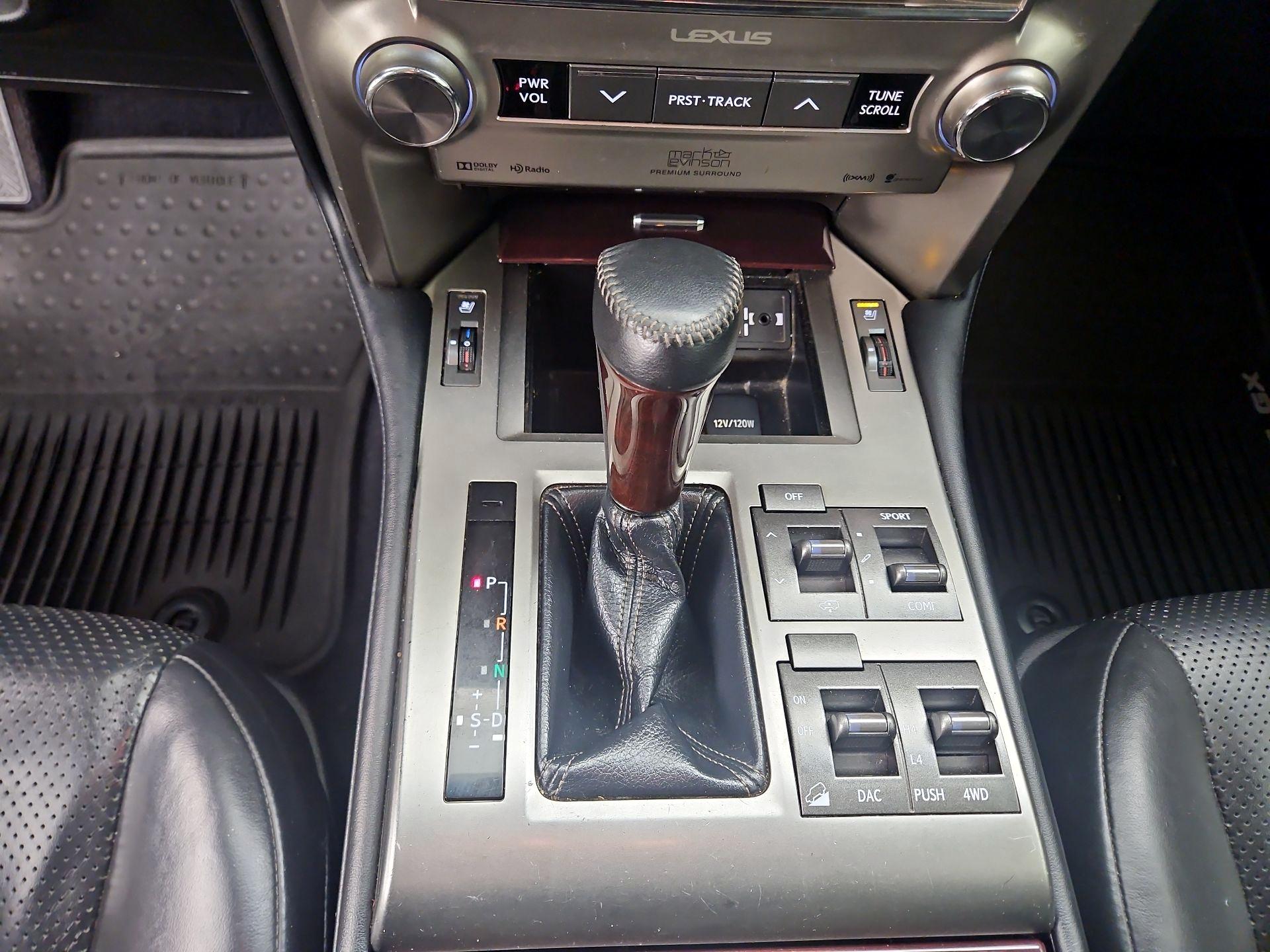 Thumbnail: 2018 Lexus GX - 18