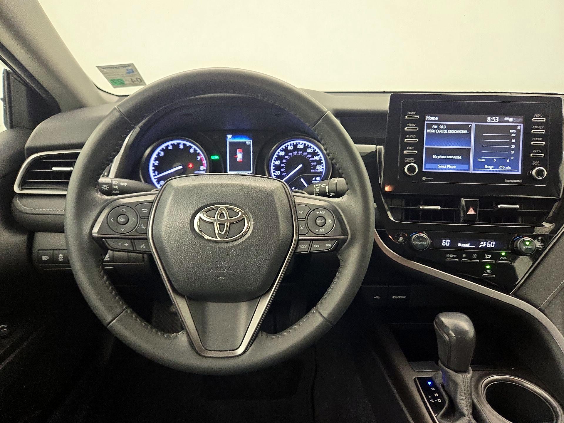 Thumbnail: 2022 Toyota Camry - 10