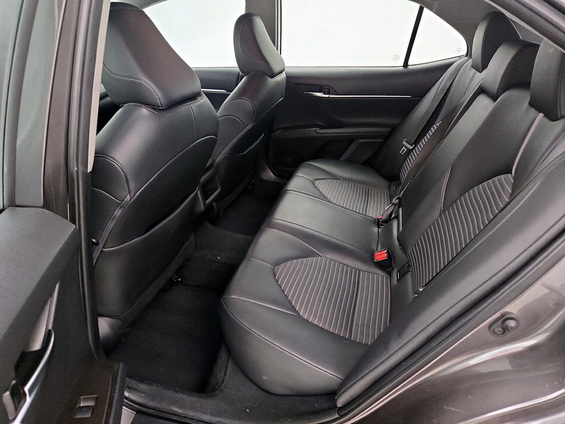 Thumbnail: 2022 Toyota Camry - 19