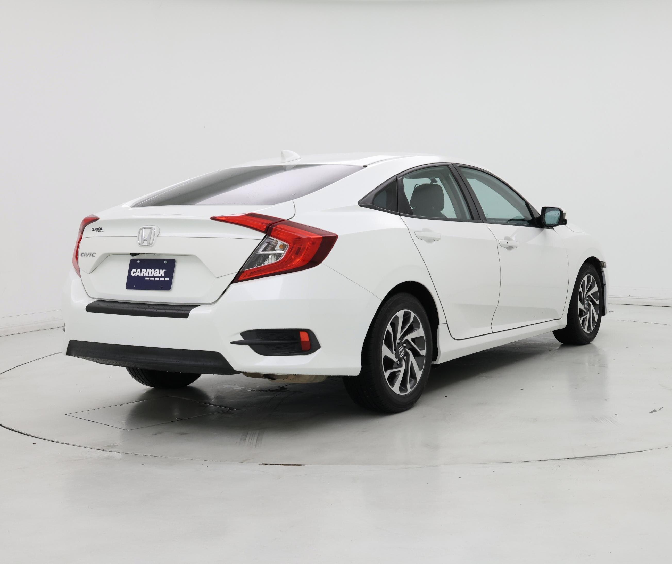 Thumbnail: 2017 Honda Civic - 8