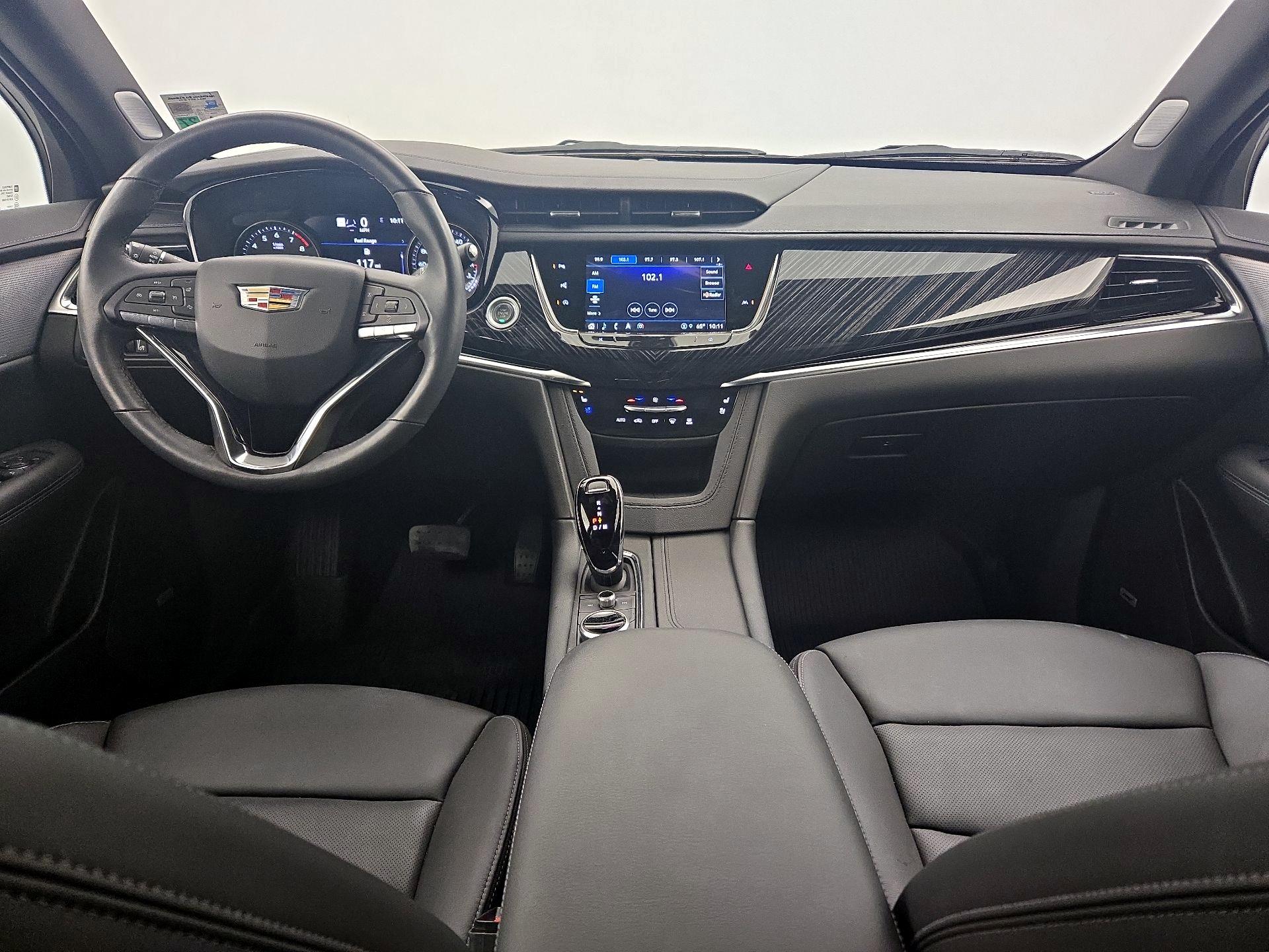 Thumbnail: 2024 Cadillac XT6 - 9