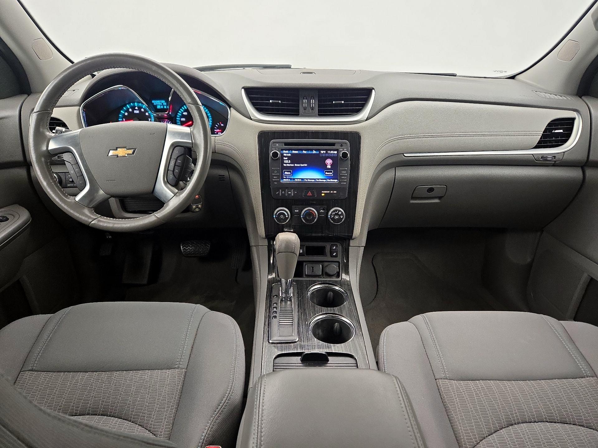 Thumbnail: 2015 Chevrolet Traverse - 9