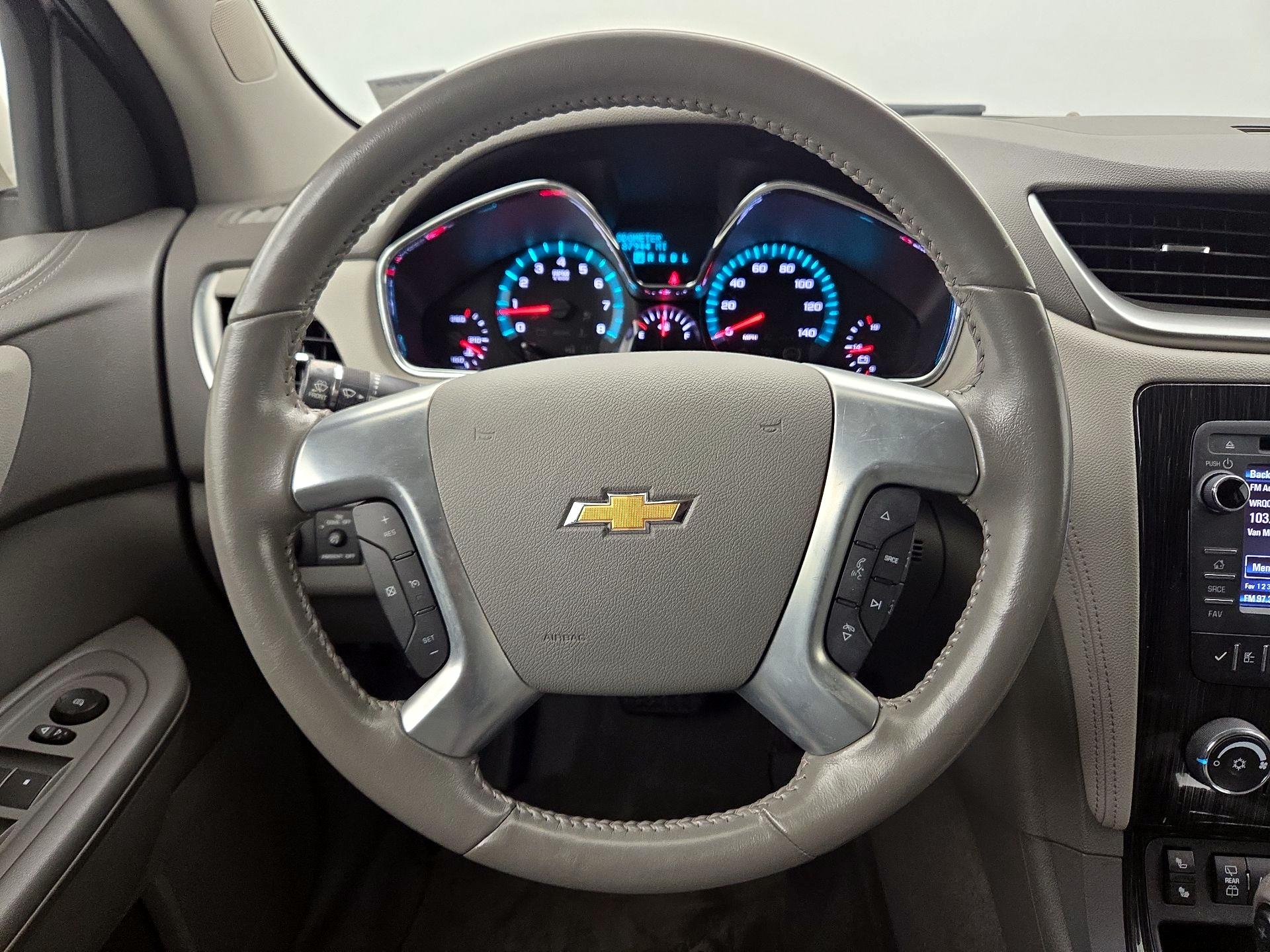 Thumbnail: 2015 Chevrolet Traverse - 10