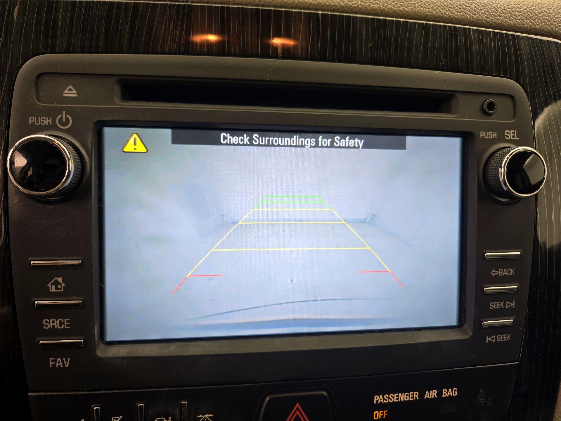 Thumbnail: 2015 Chevrolet Traverse - 14