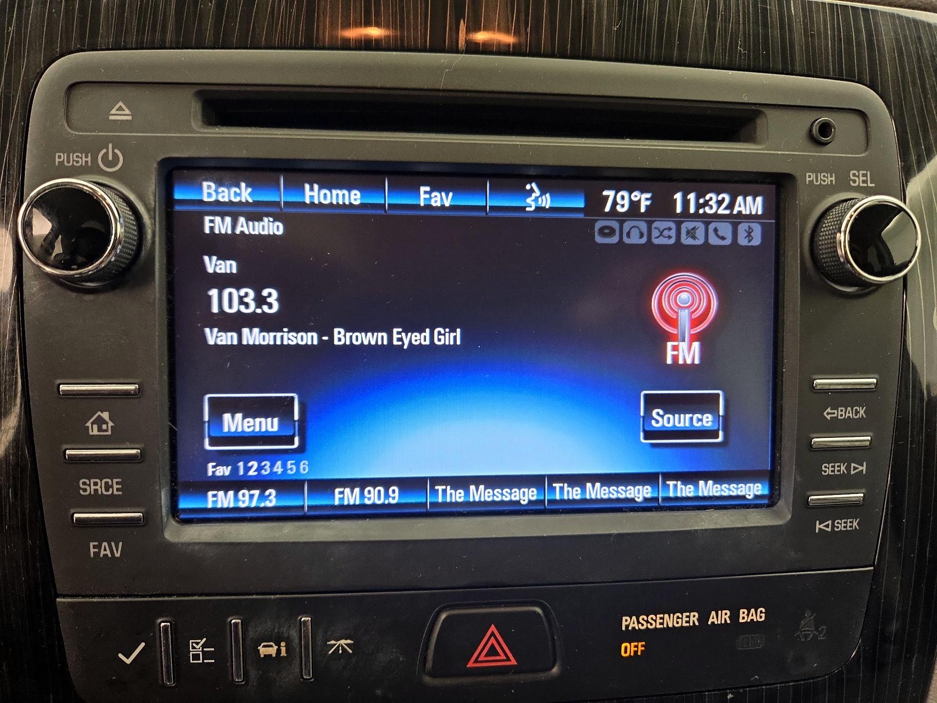 Thumbnail: 2015 Chevrolet Traverse - 15