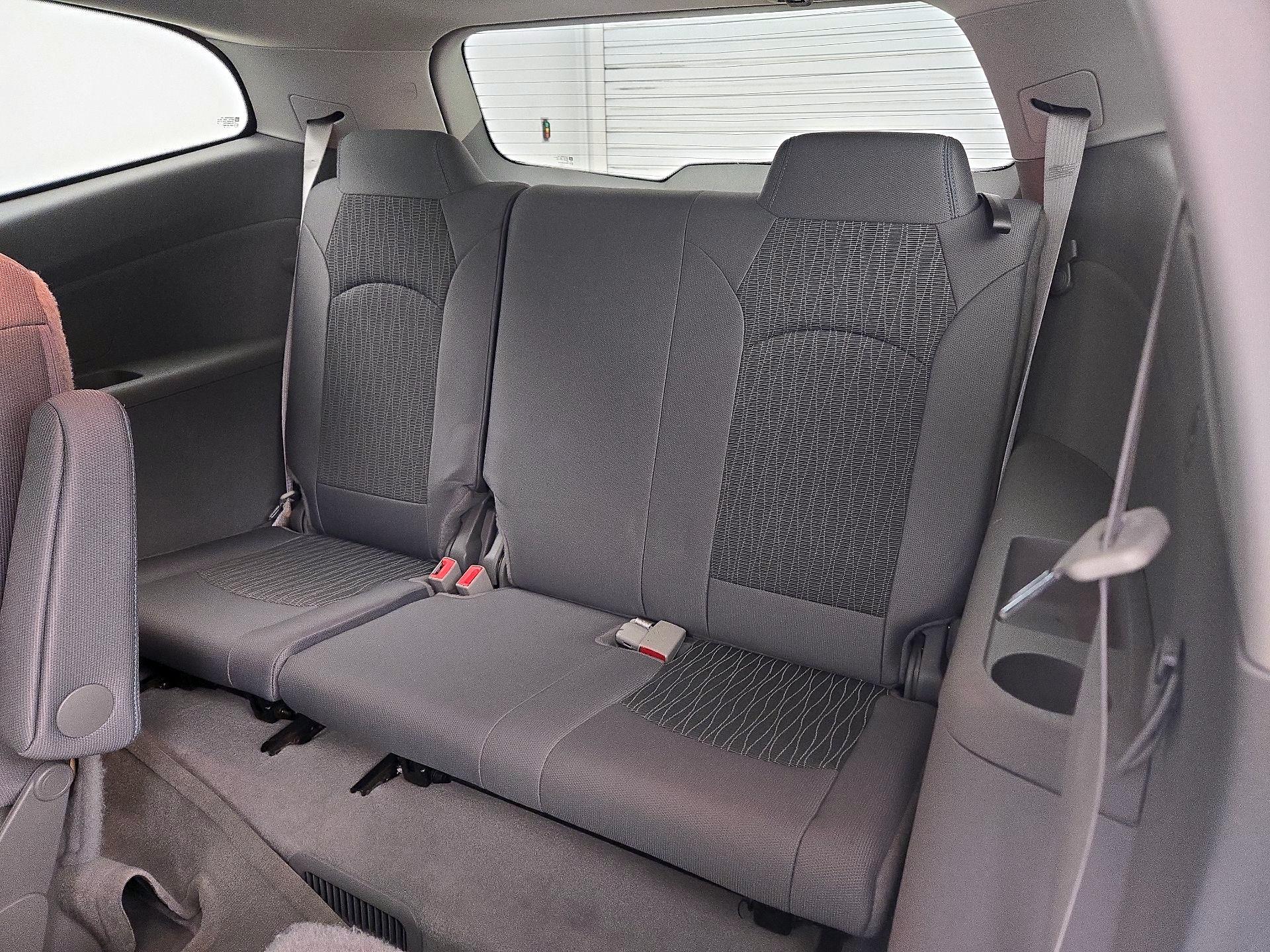 Thumbnail: 2015 Chevrolet Traverse - 20