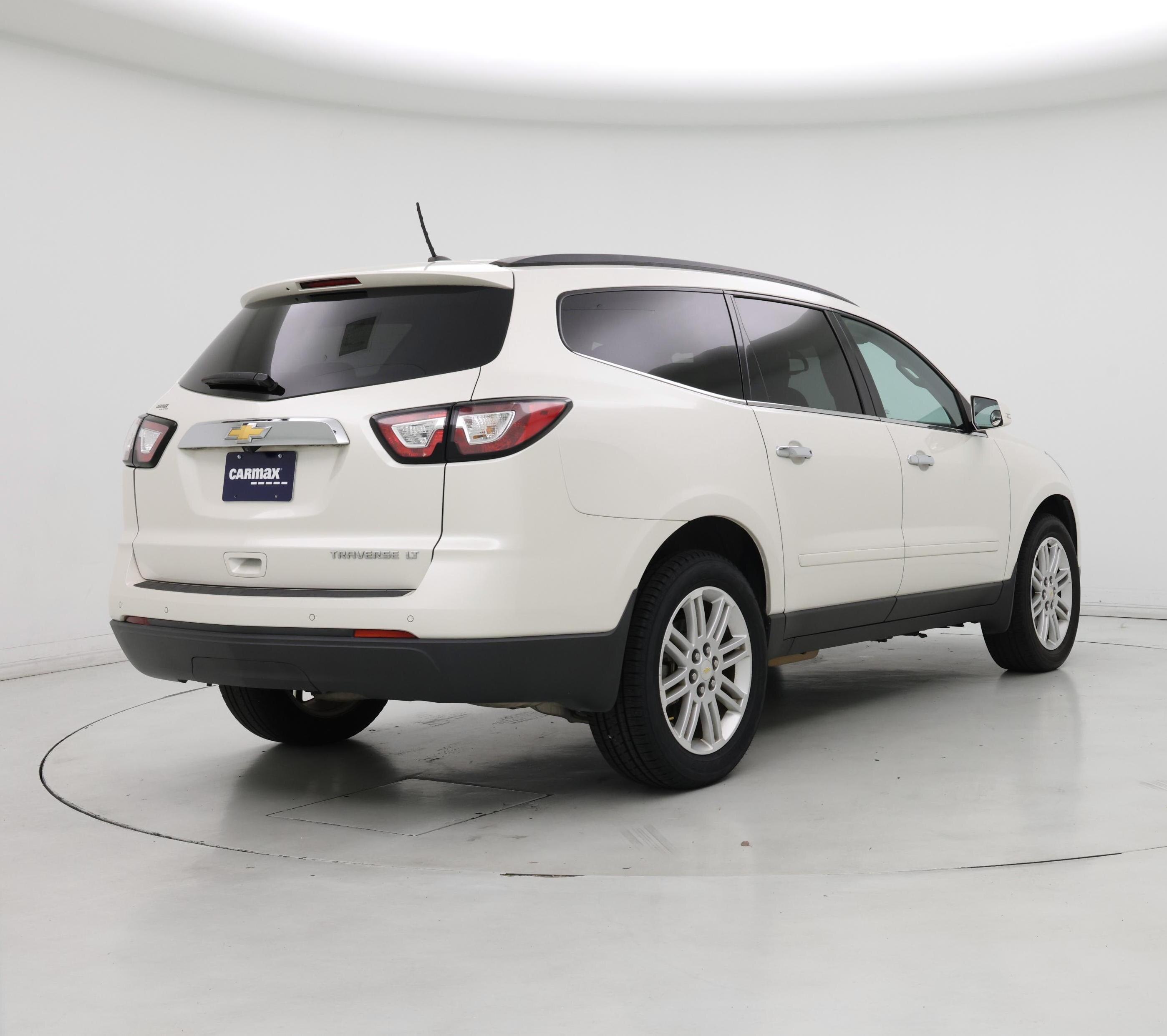 Thumbnail: 2015 Chevrolet Traverse - 8