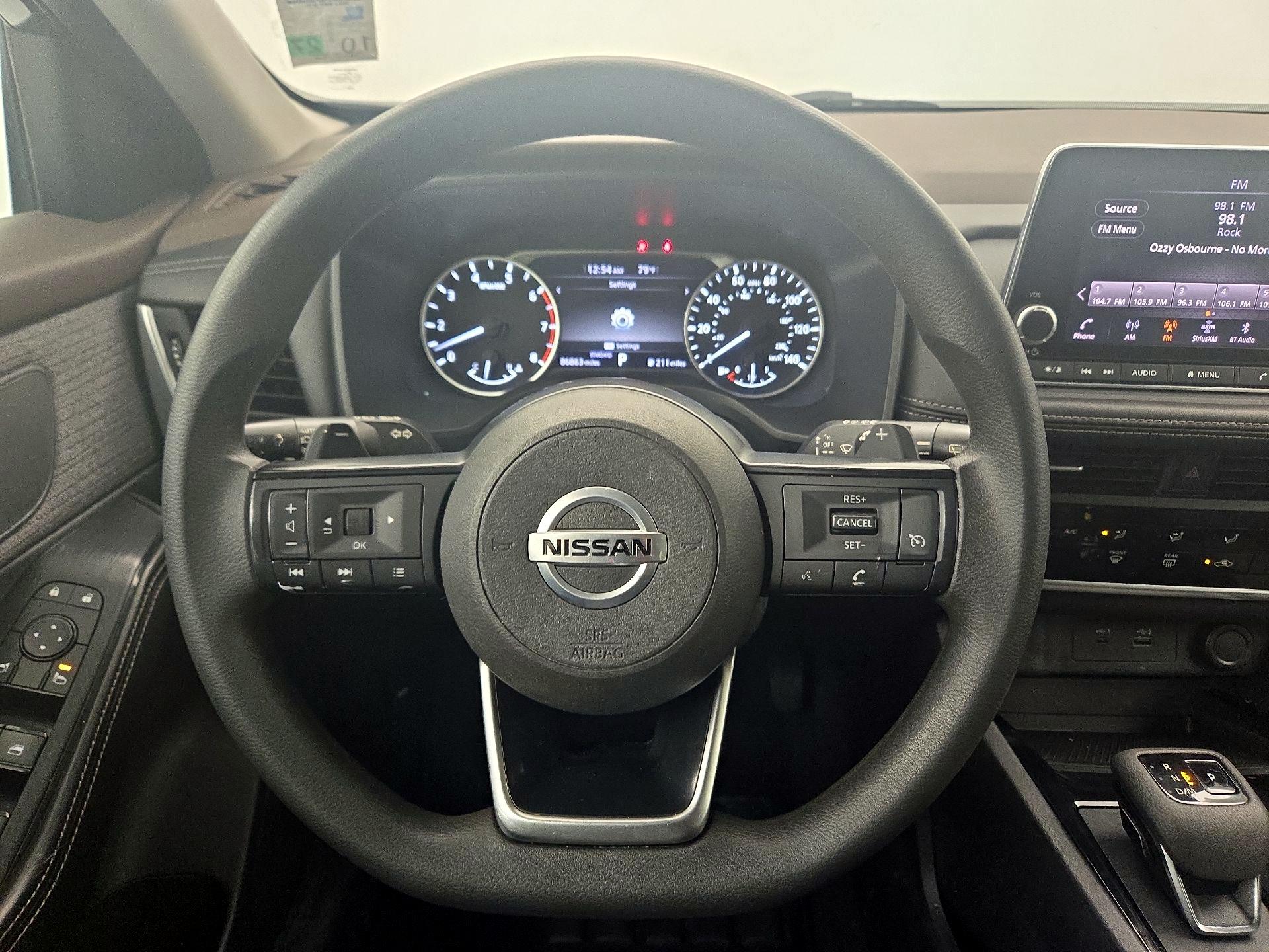 Thumbnail: 2021 Nissan Rogue - 10