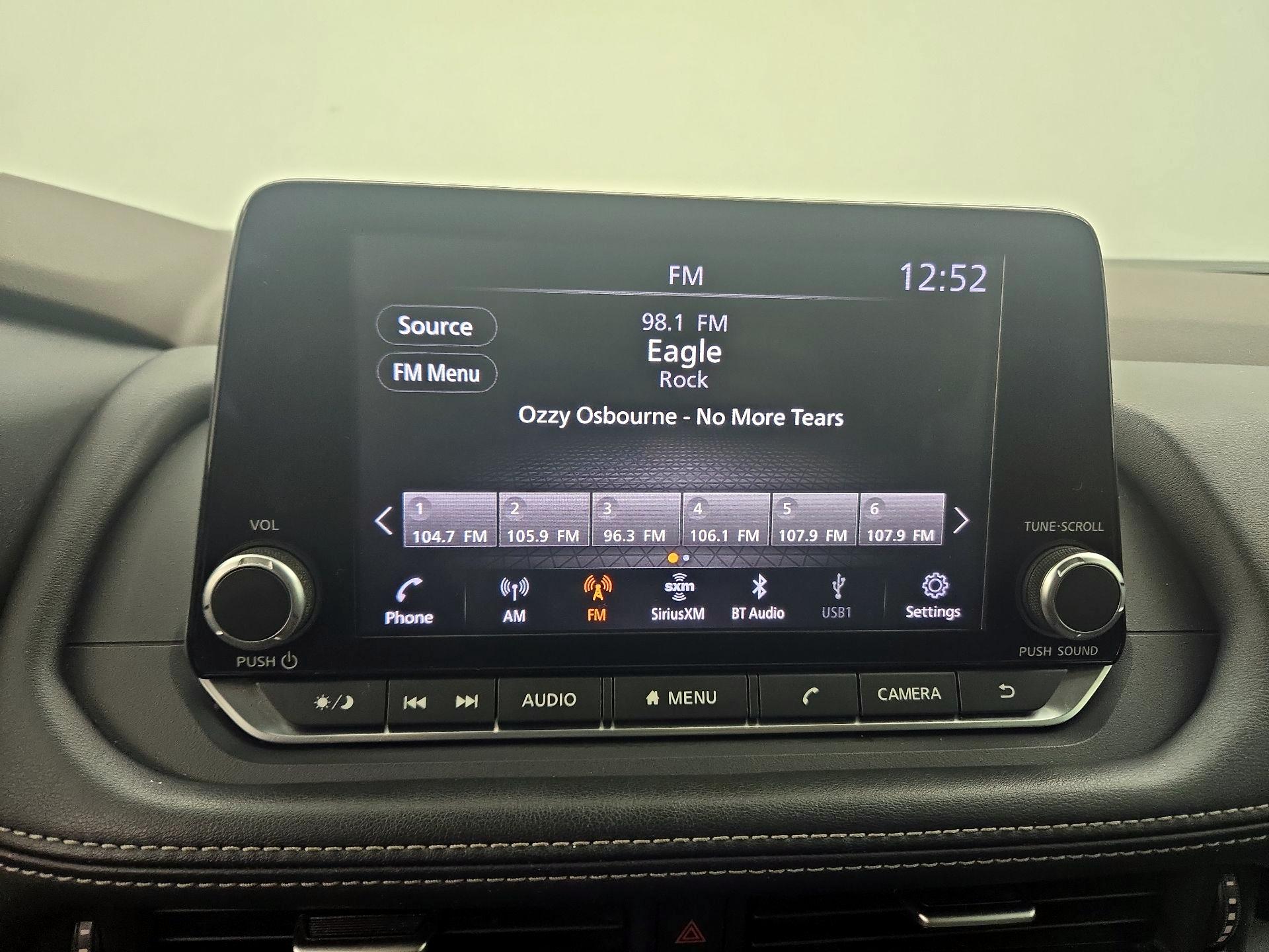 Thumbnail: 2021 Nissan Rogue - 15