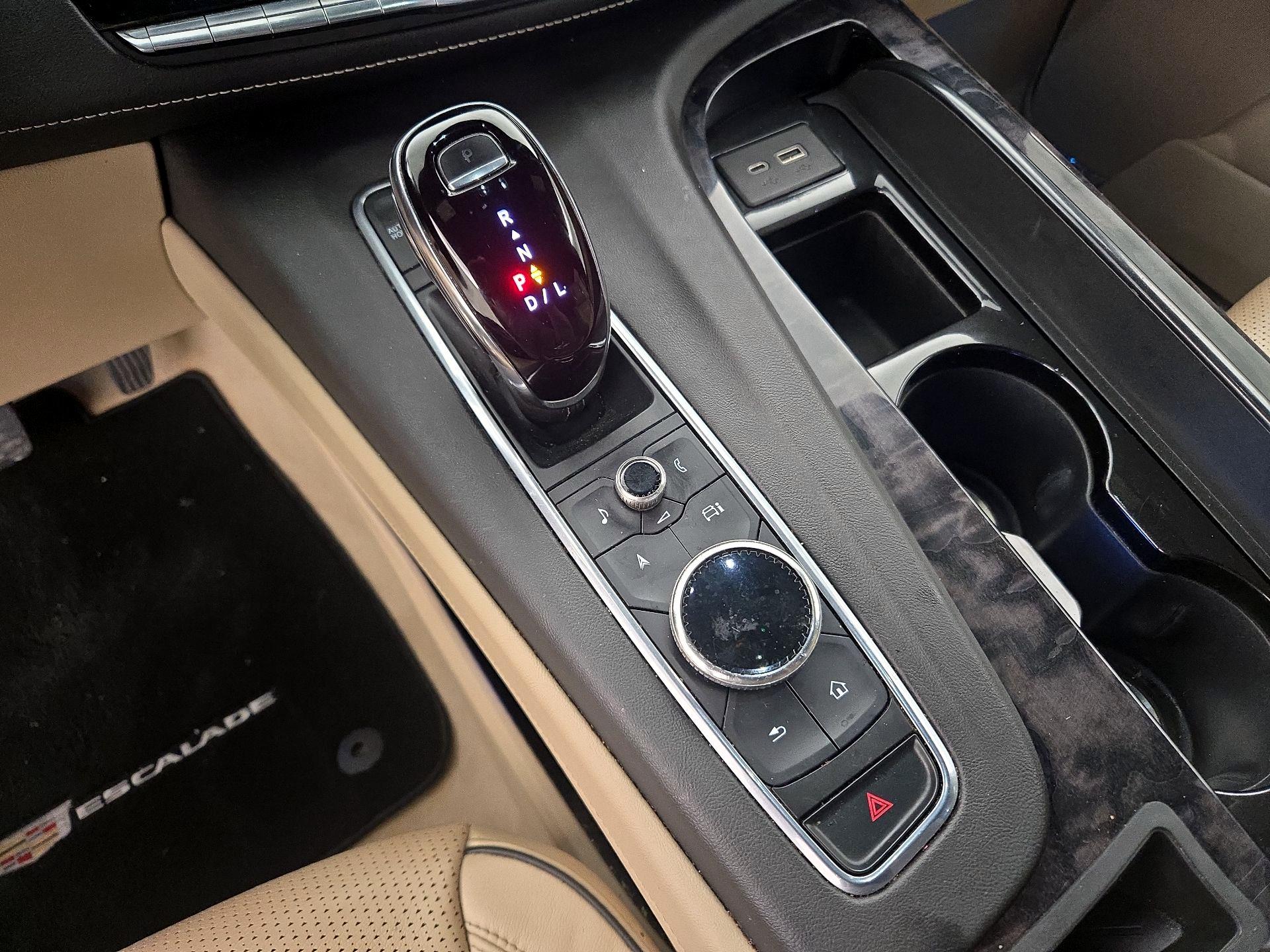 Thumbnail: 2022 Cadillac Escalade - 18