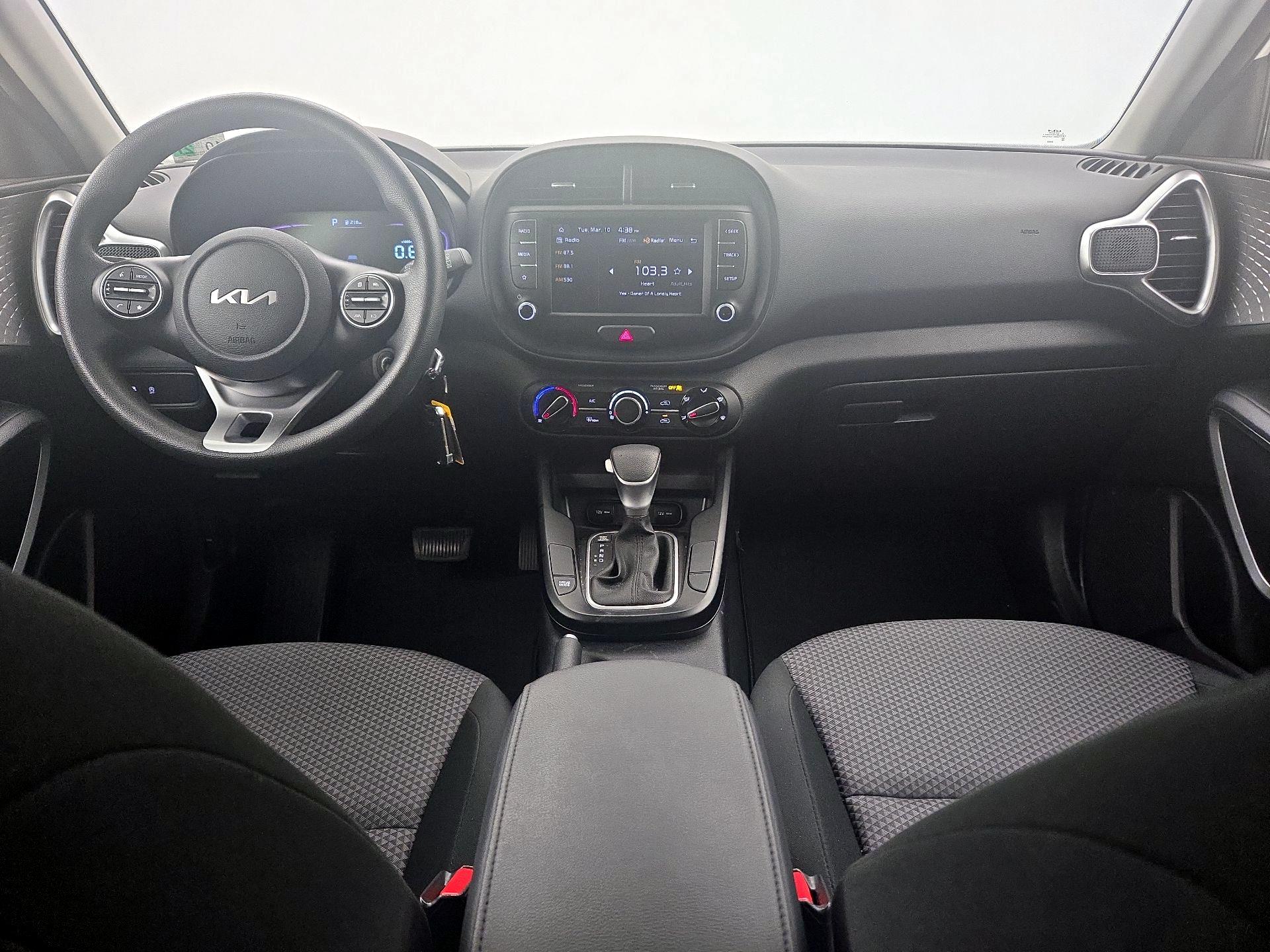 Thumbnail: 2023 Kia Soul - 9