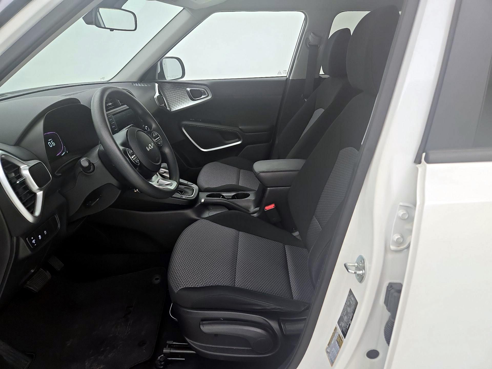 Thumbnail: 2023 Kia Soul - 11