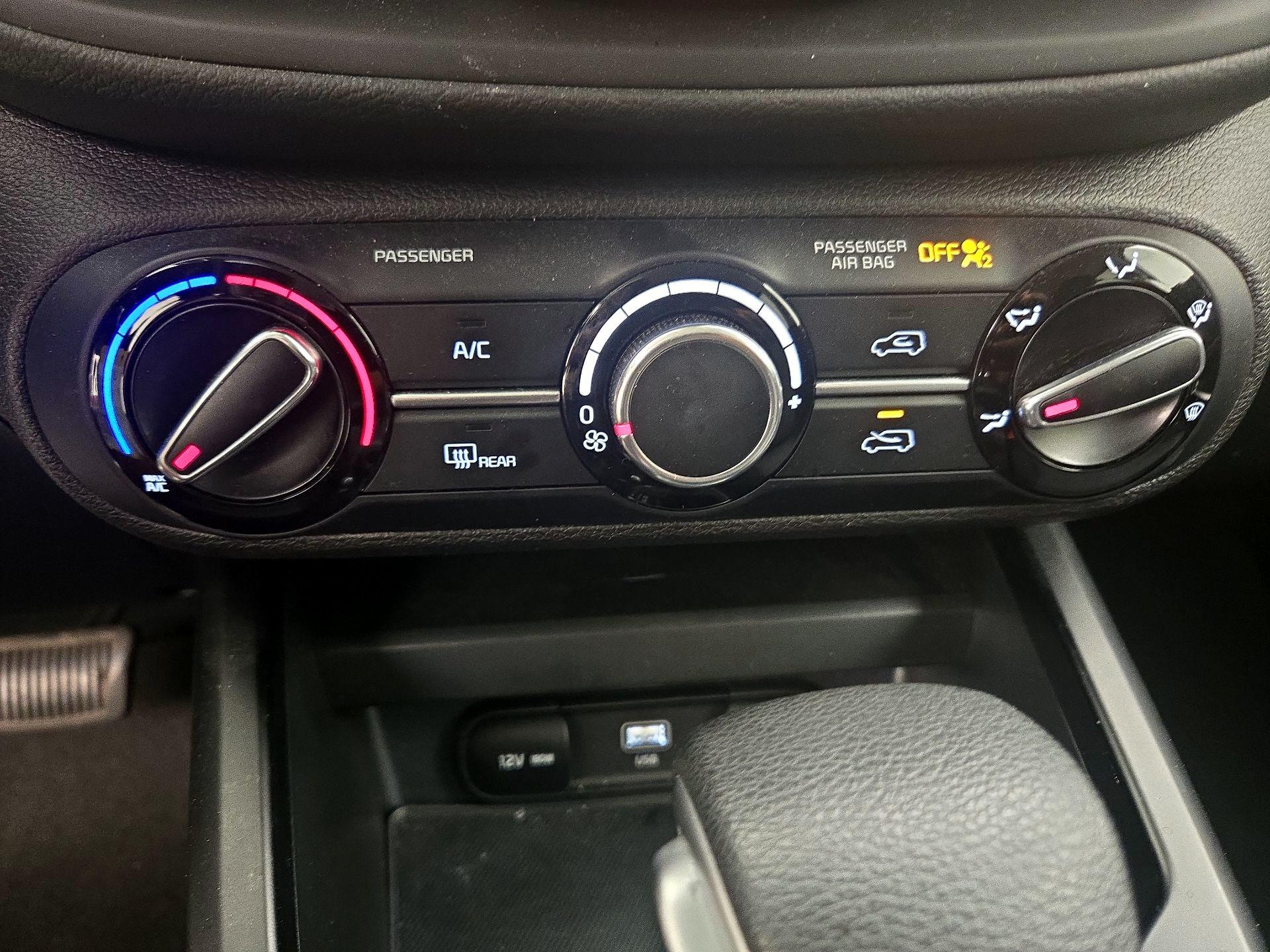 Thumbnail: 2023 Kia Soul - 16