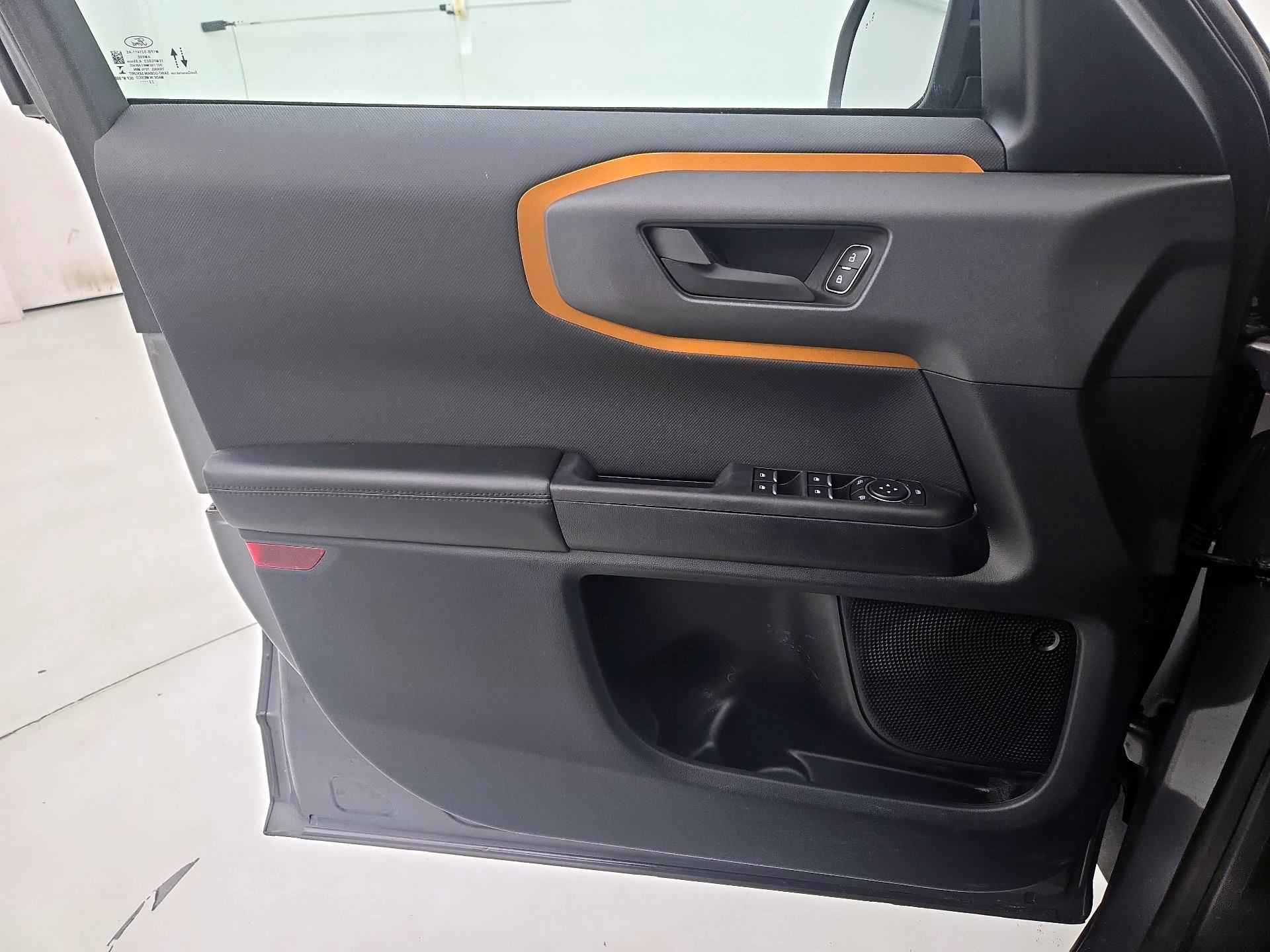 Thumbnail: 2022 Ford Bronco Sport - 12