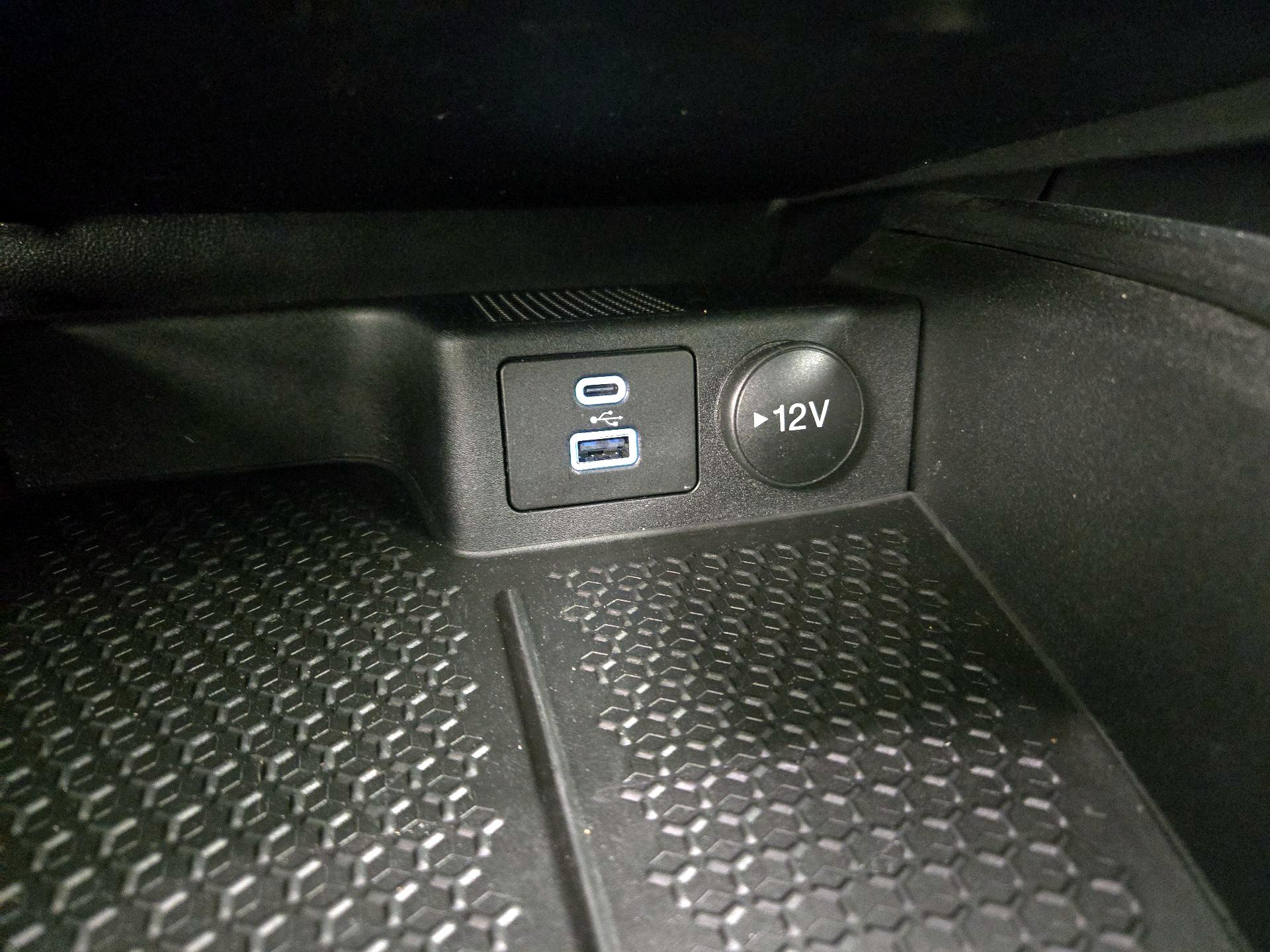 Thumbnail: 2022 Ford Bronco Sport - 18