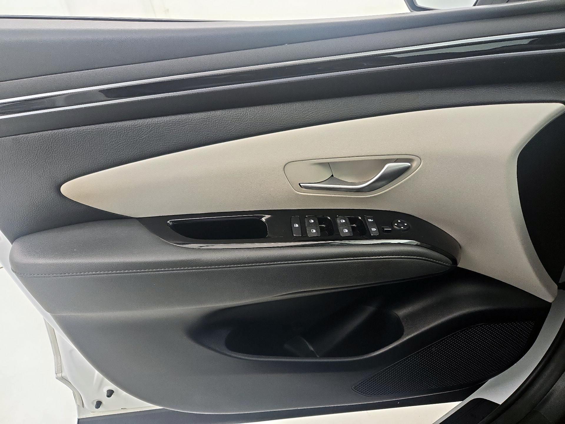 Thumbnail: 2022 Hyundai Tucson - 12