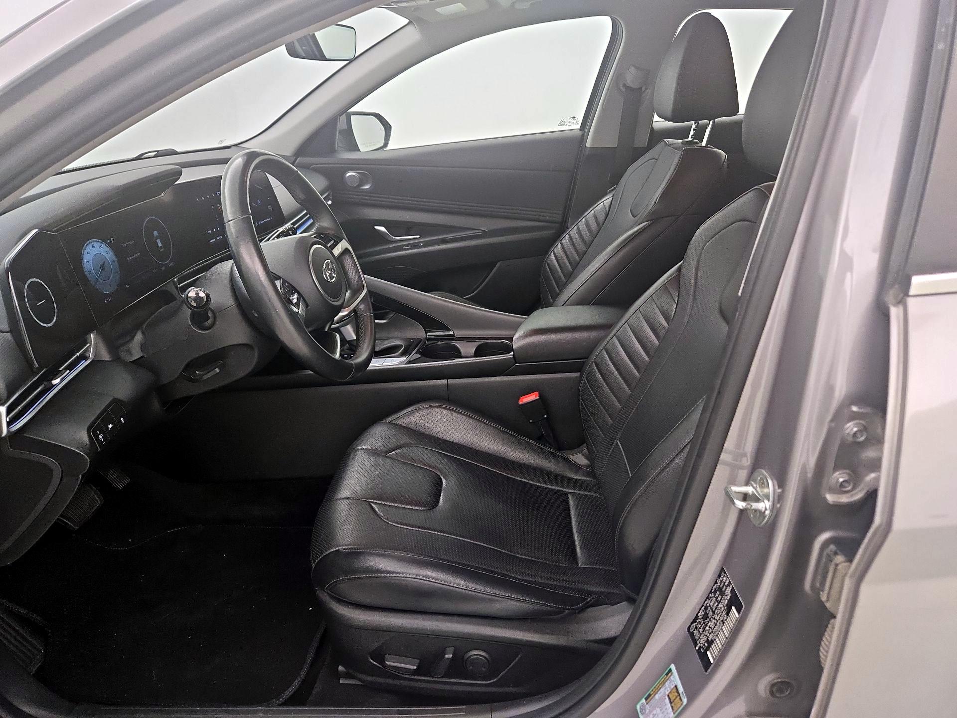 Thumbnail: 2023 Hyundai Elantra - 11