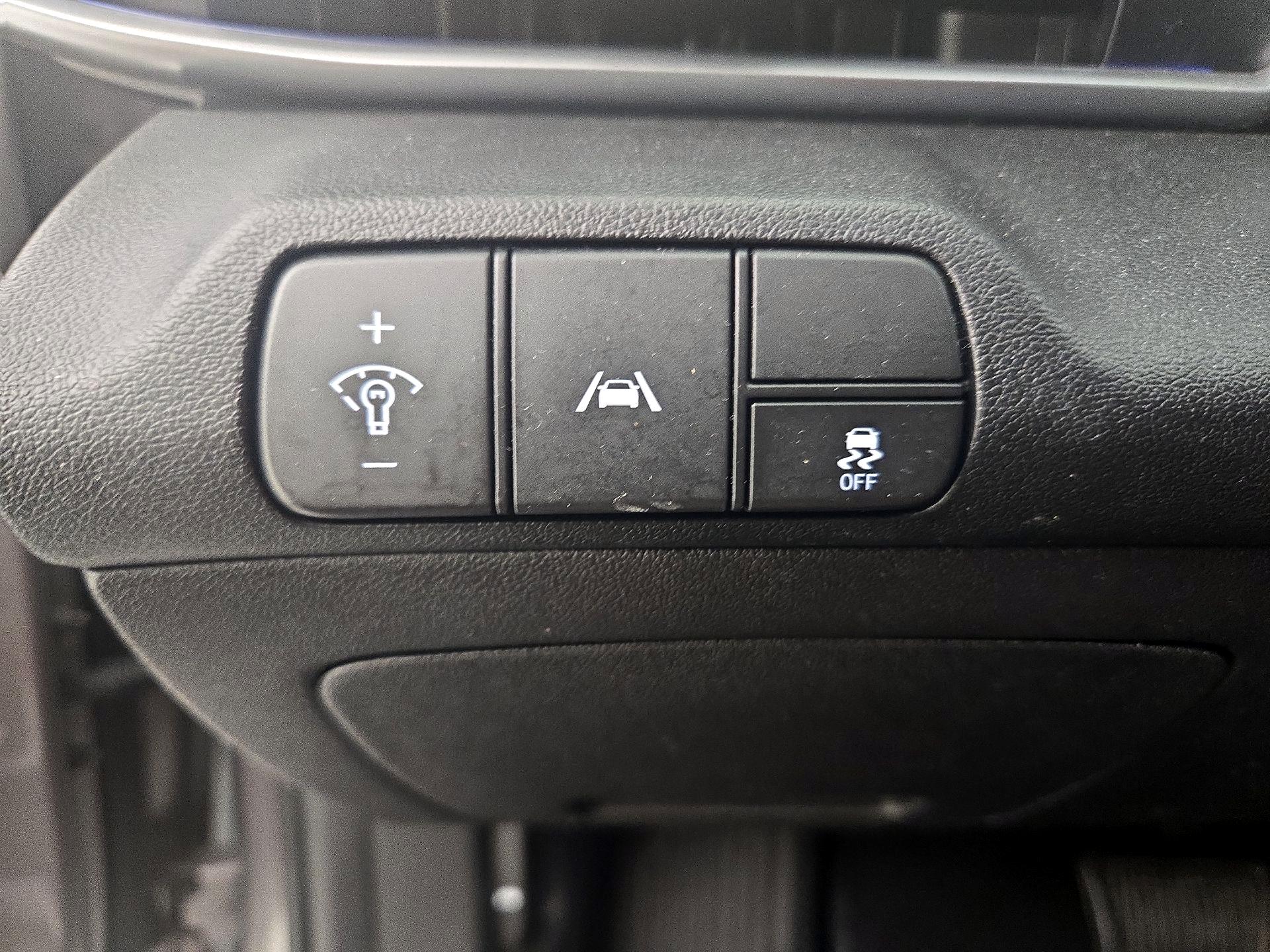 Thumbnail: 2023 Hyundai Elantra - 13