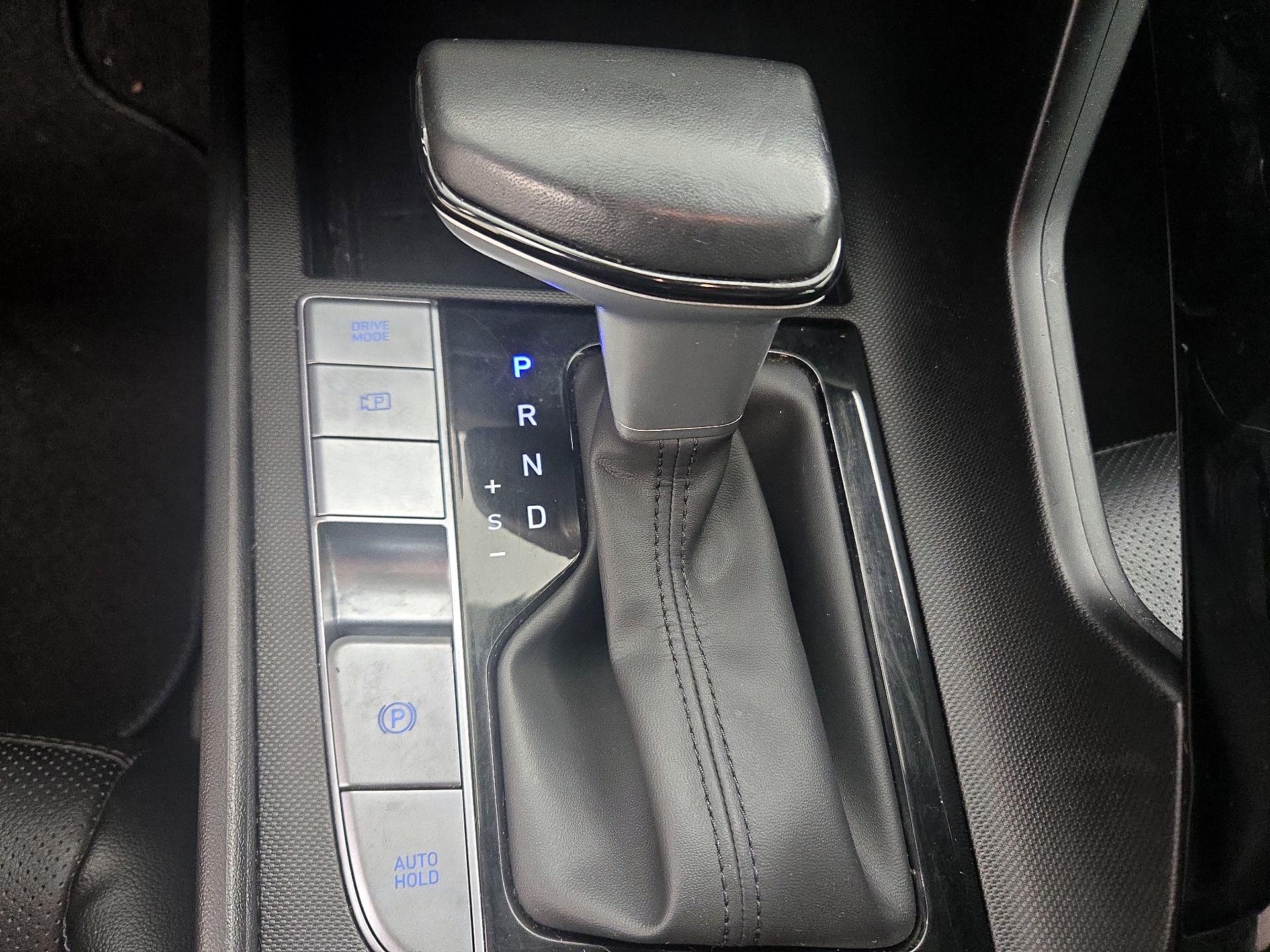 Thumbnail: 2023 Hyundai Elantra - 18