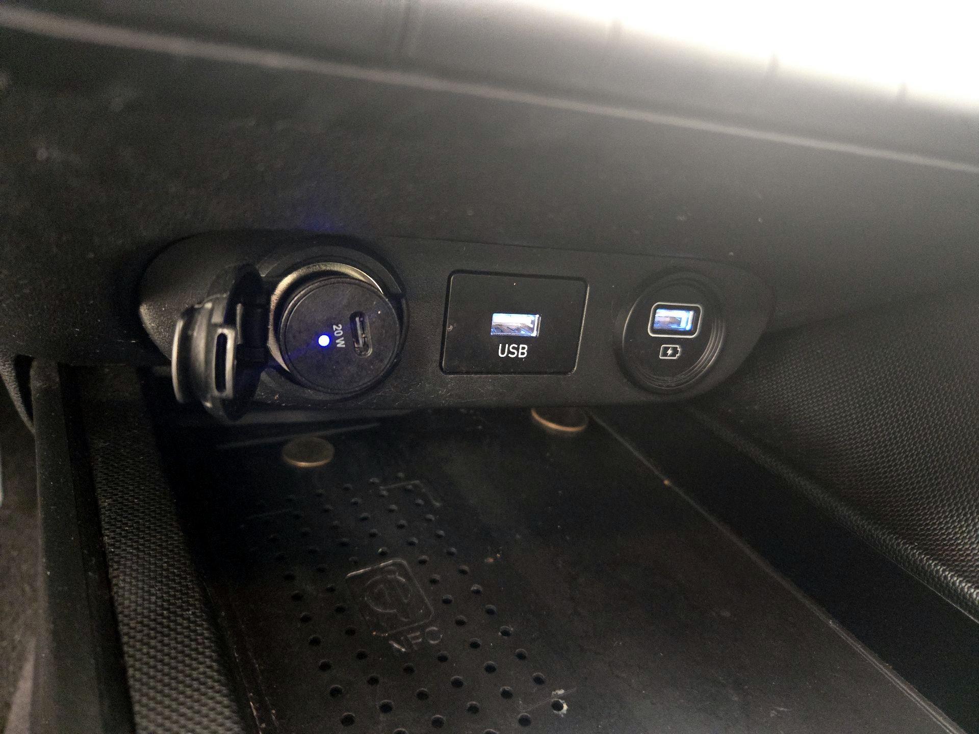 Thumbnail: 2023 Hyundai Elantra - 19