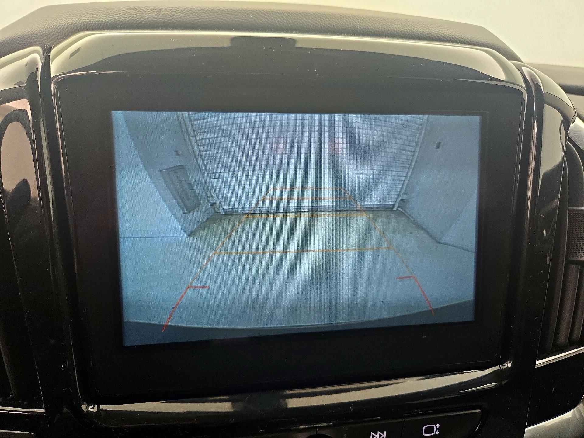 Thumbnail: 2018 Chevrolet Traverse - 14